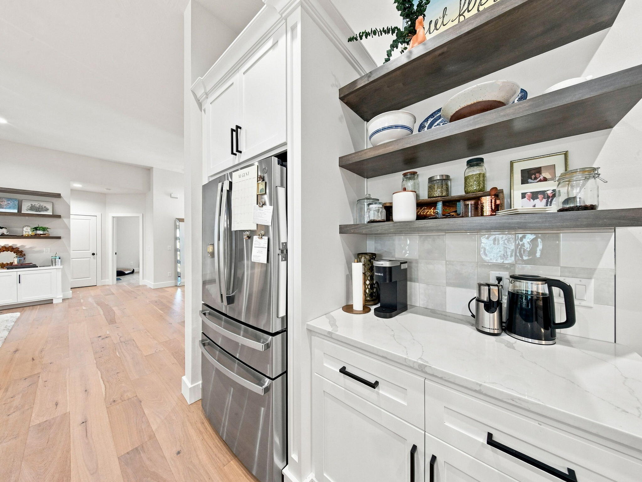 3925 East Woodhue Street Property Photo 21