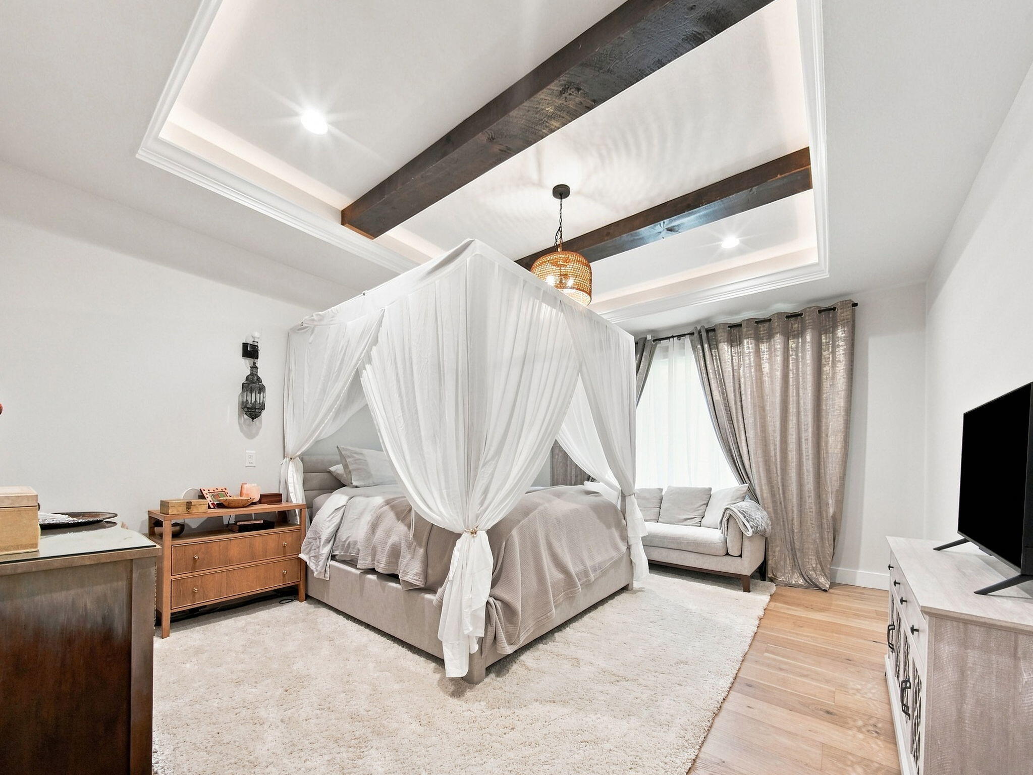 3925 East Woodhue Street Property Photo 27