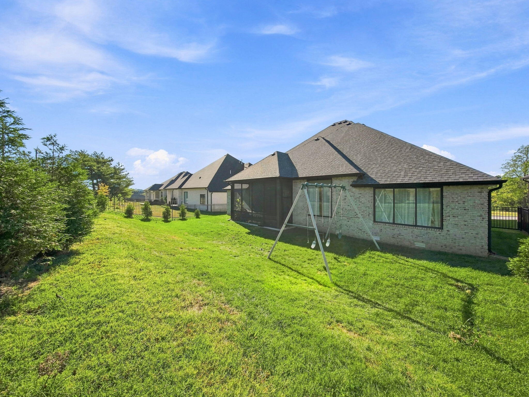 3925 East Woodhue Street Property Photo 48