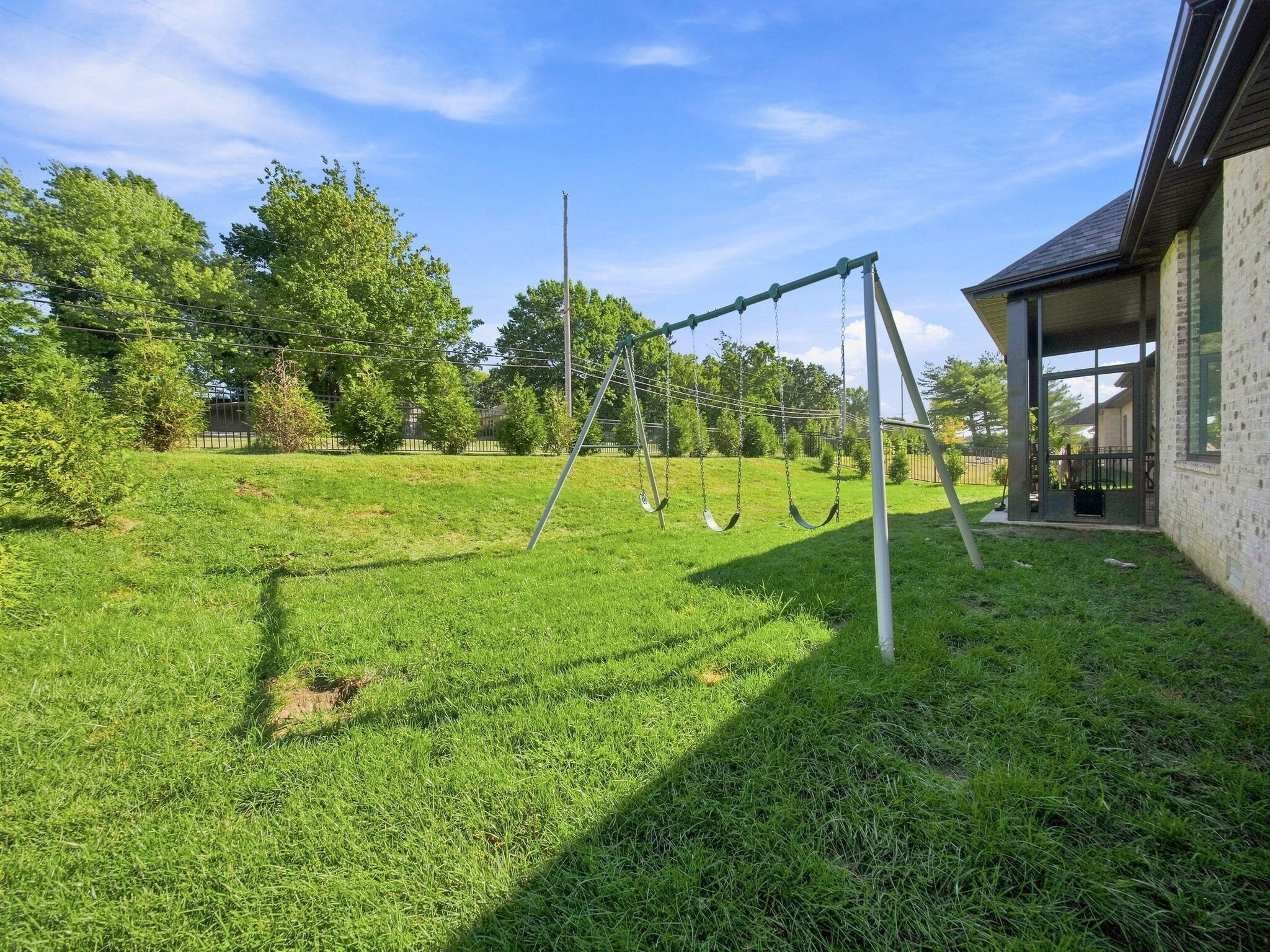 3925 East Woodhue Street Property Photo 51