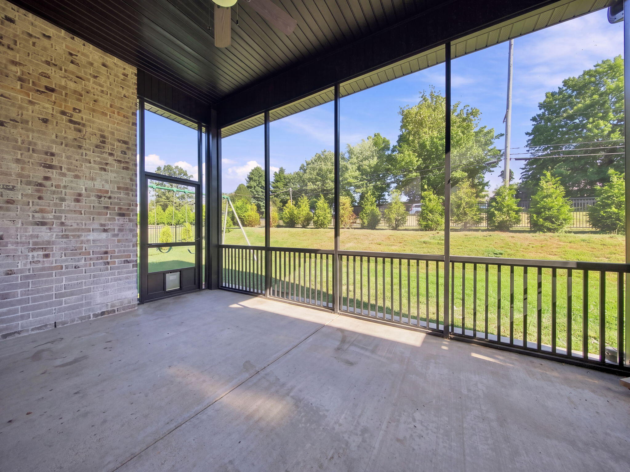 3925 East Woodhue Street Property Photo 55