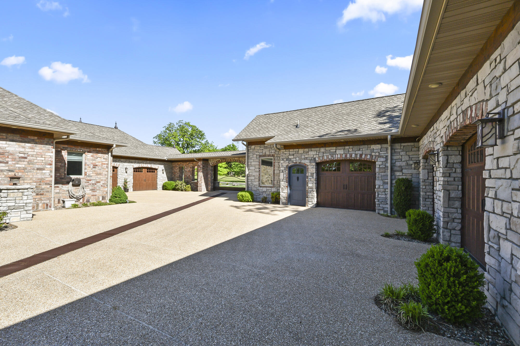 203 Secret Lane Property Photo 64