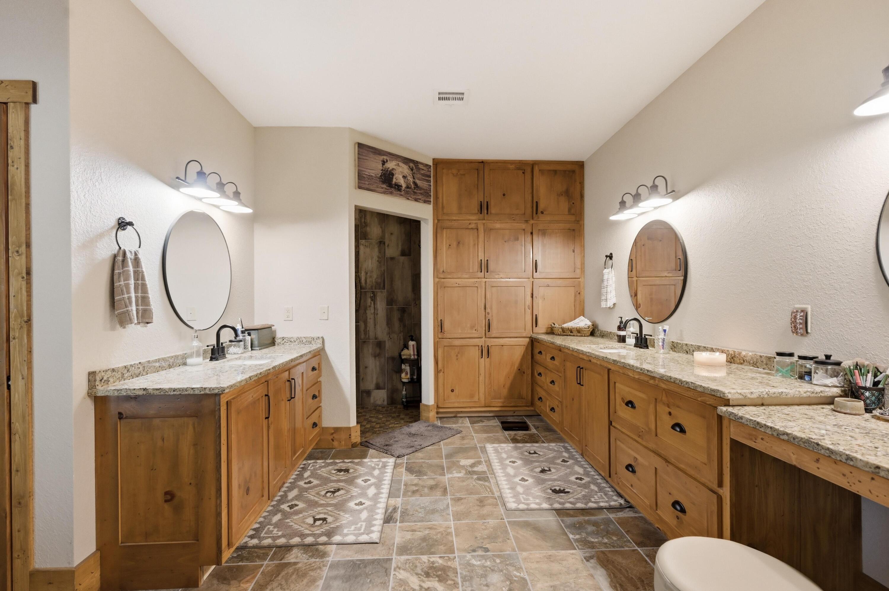 8309 Nighthawk Road Property Photo 22