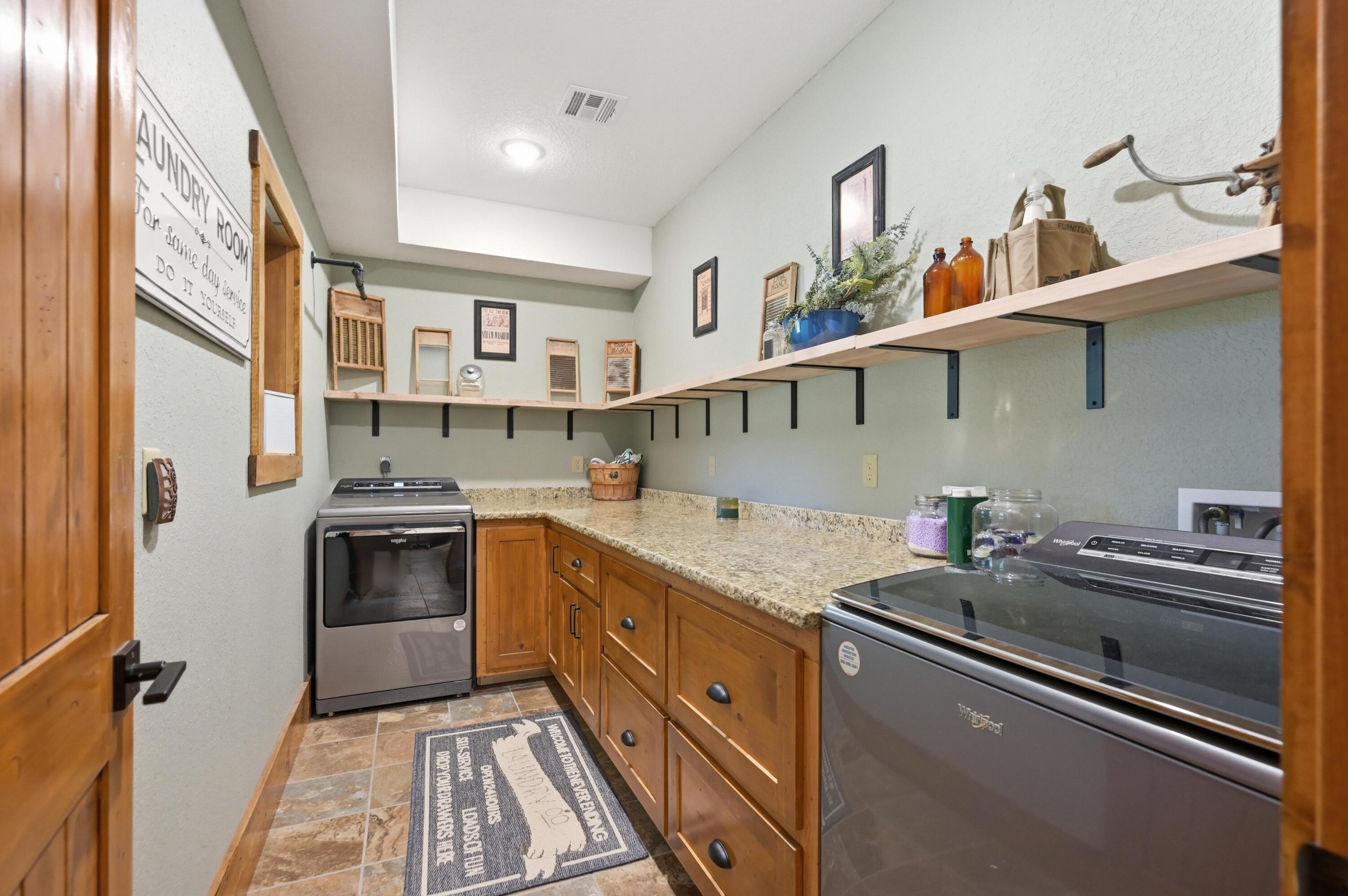 8309 Nighthawk Road Property Photo 27