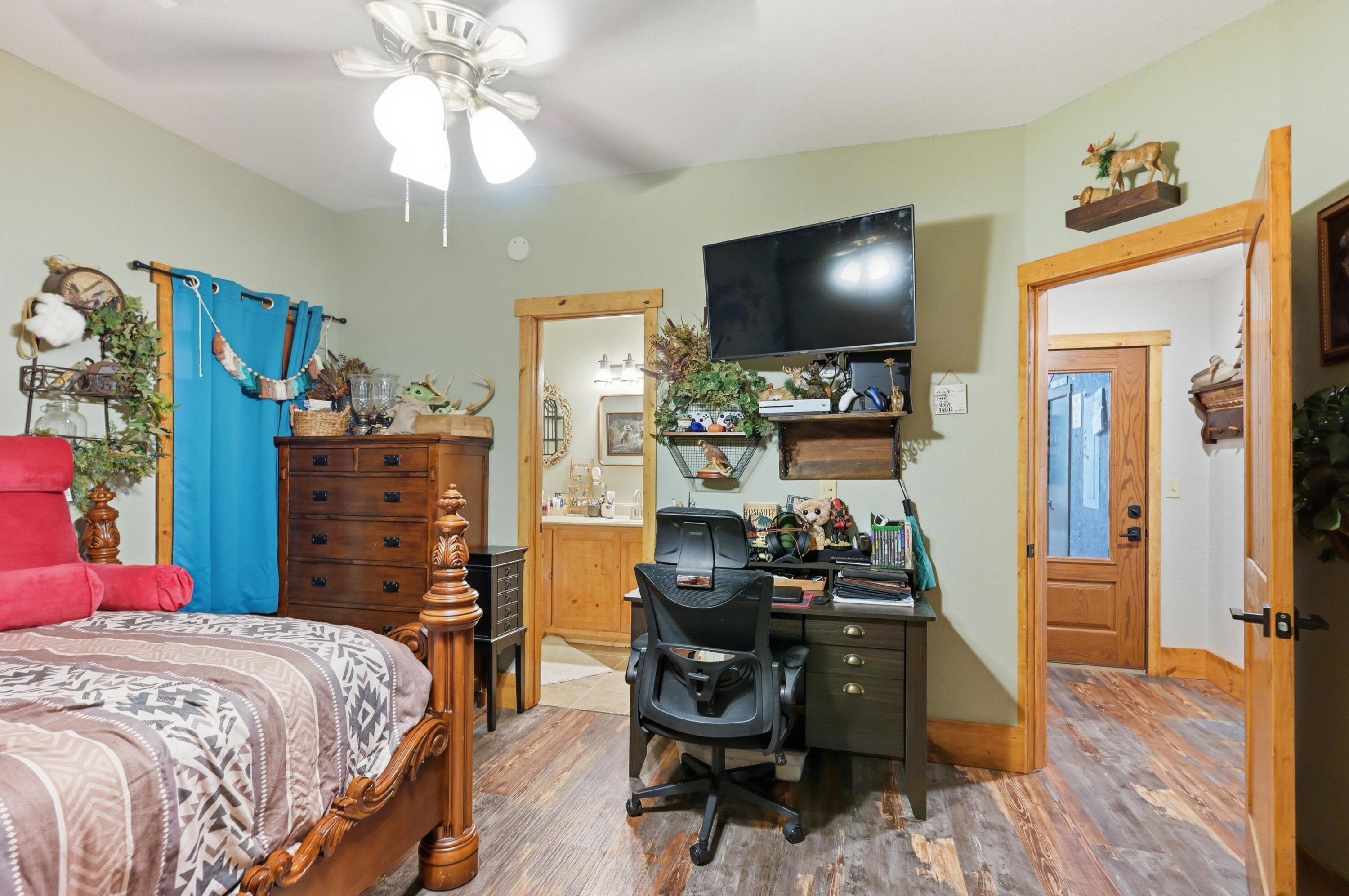 8309 Nighthawk Road Property Photo 29