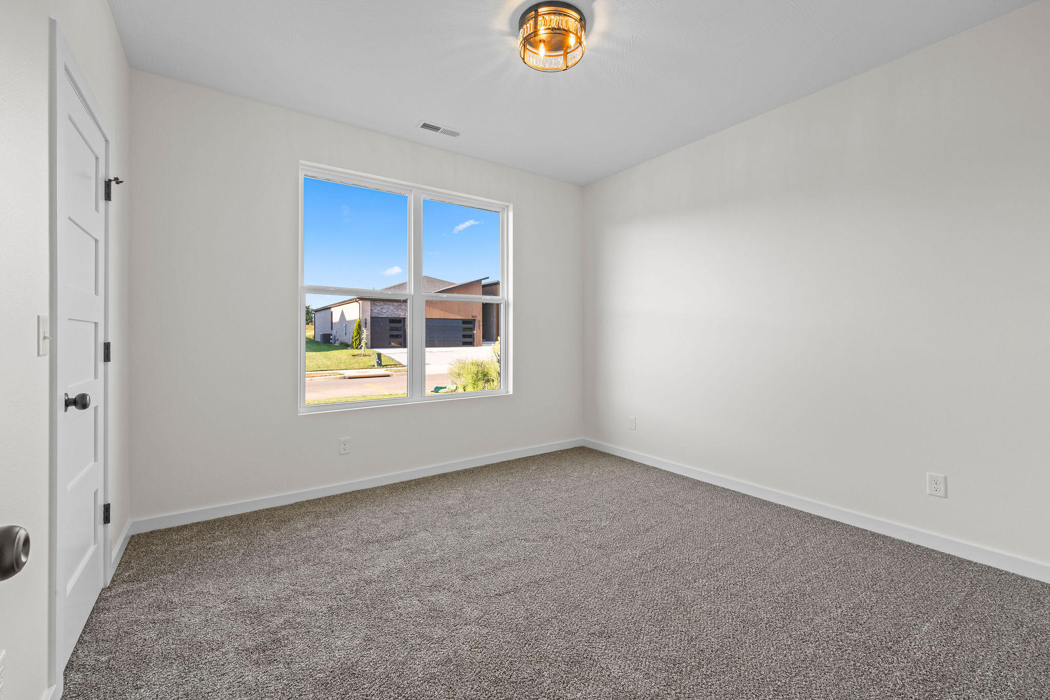 1848 East Skyline Avenue Property Photo 60