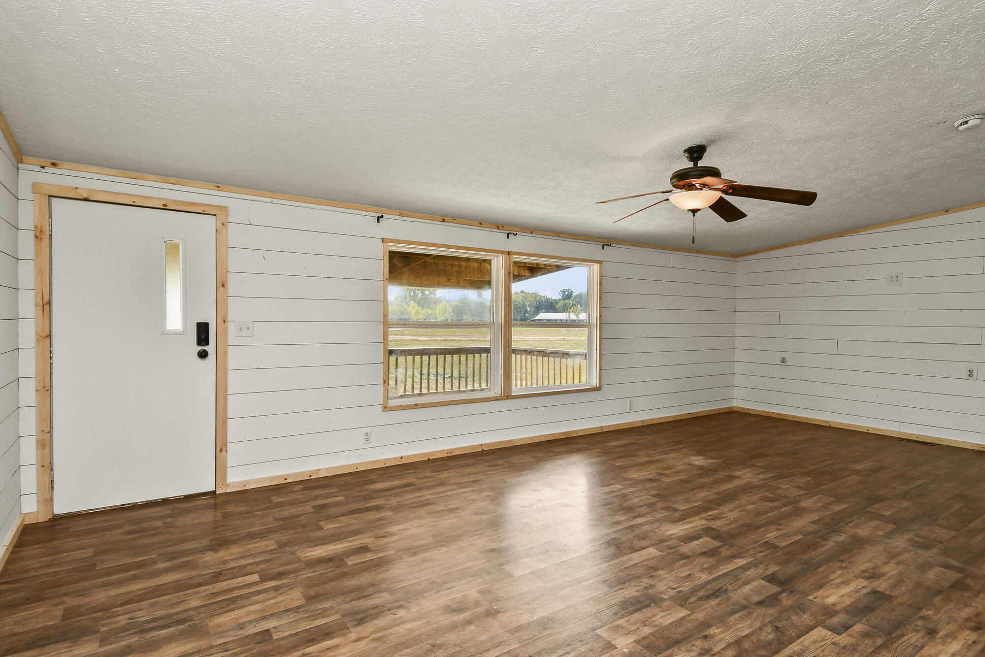 130 Maple Drive Property Photo 14