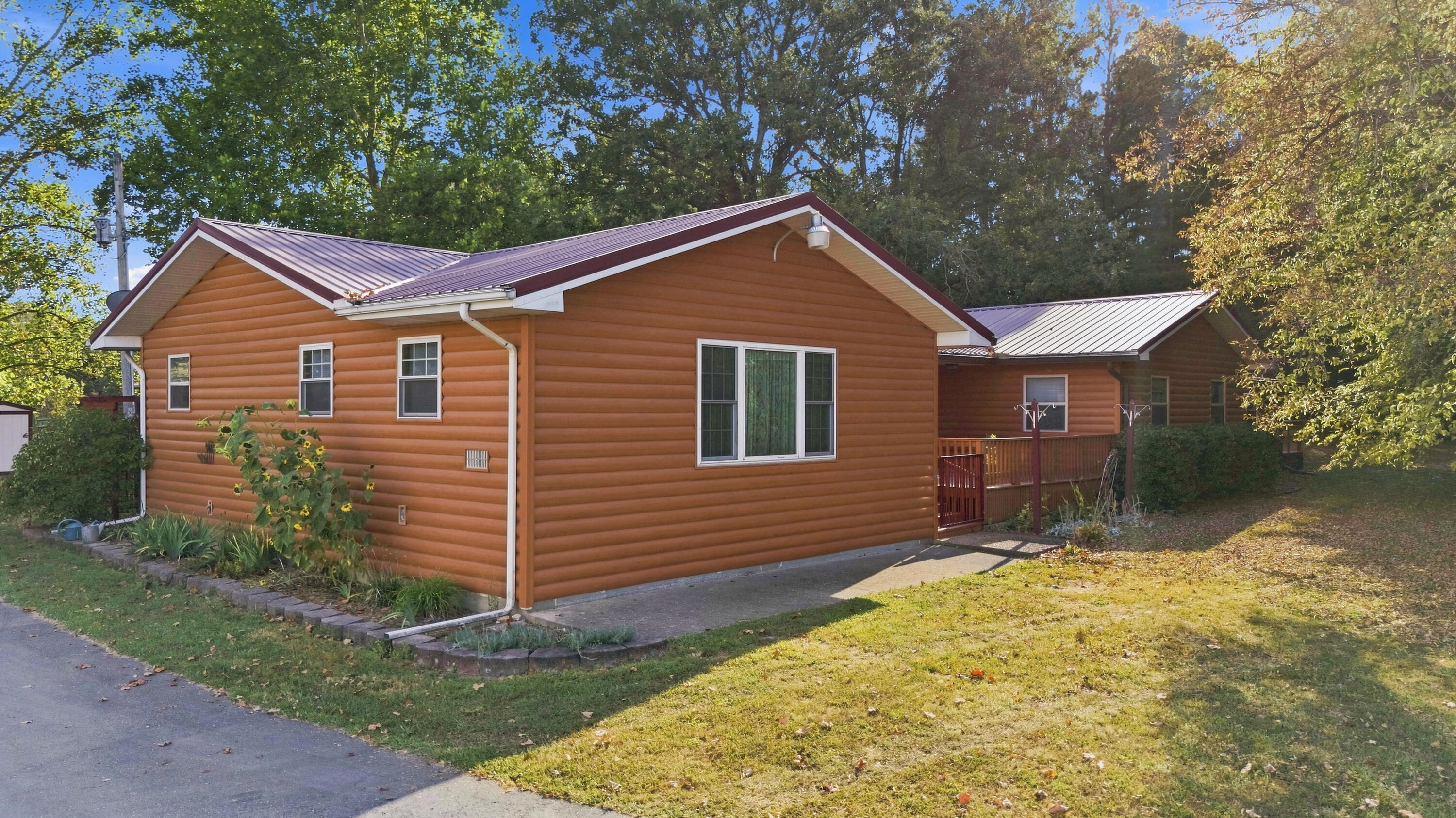 4408 County Road 2420 Property Photo 1