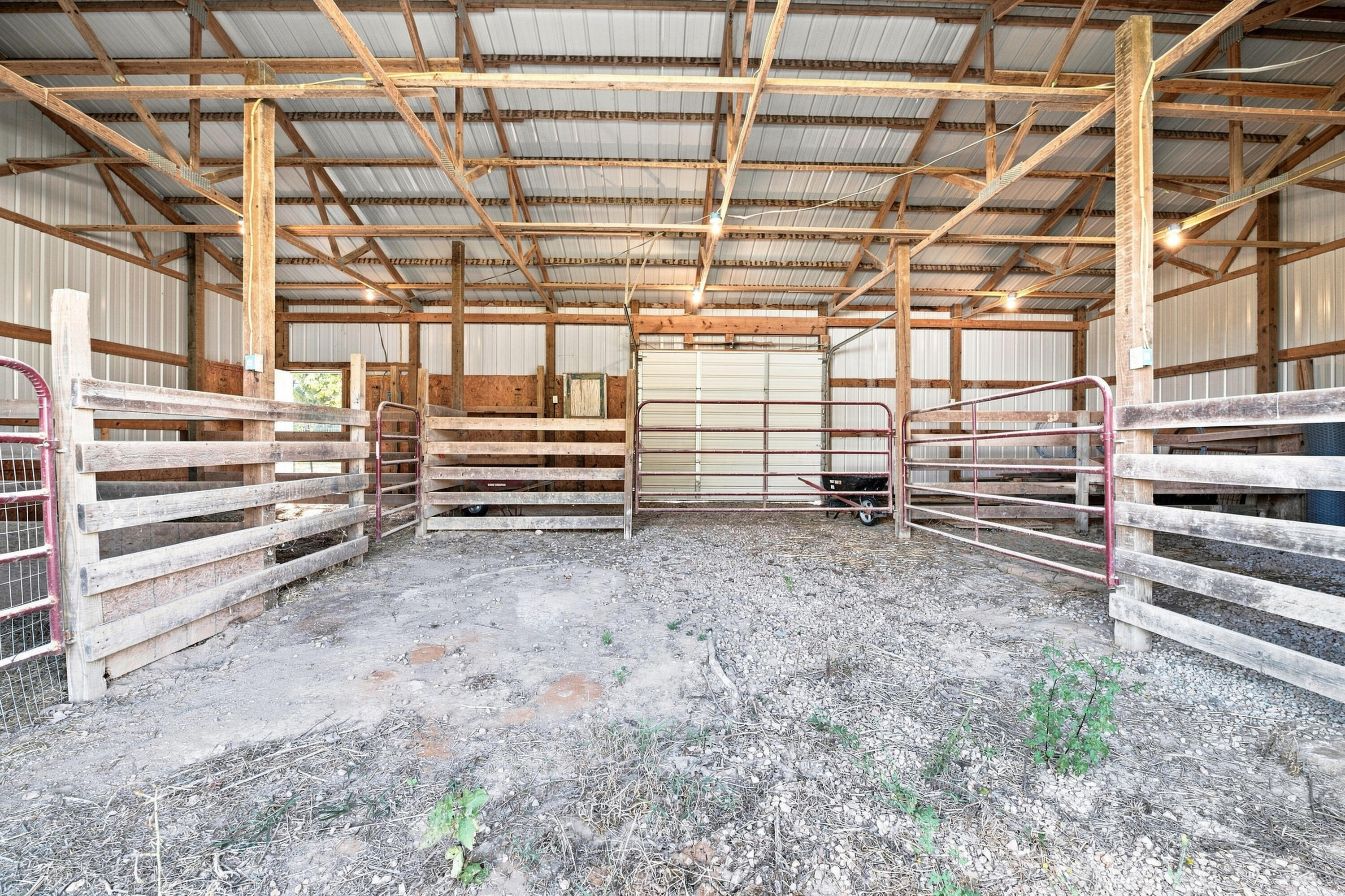 4408 County Road 2420 Property Photo 45