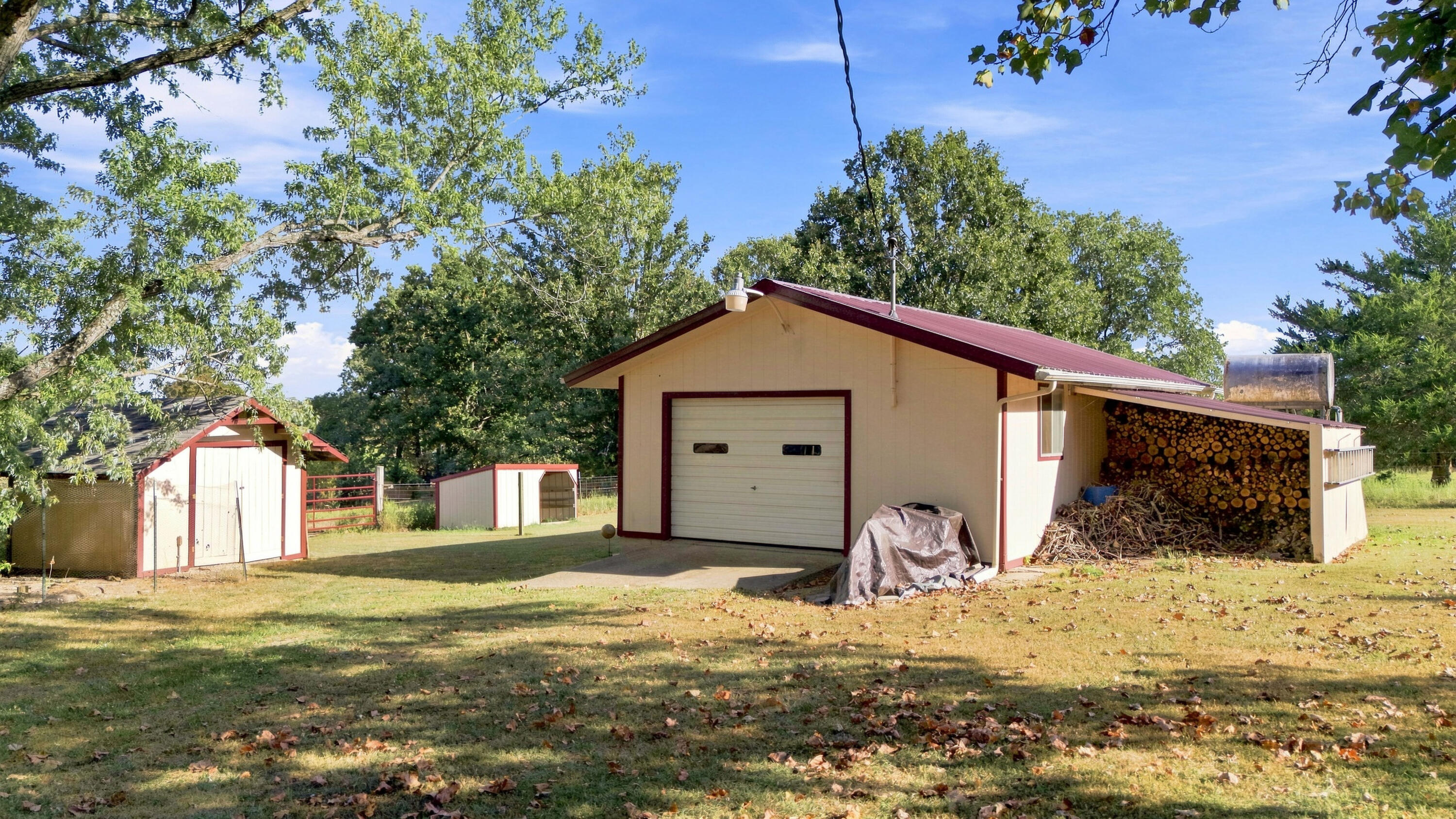 4408 County Road 2420 Property Photo 46