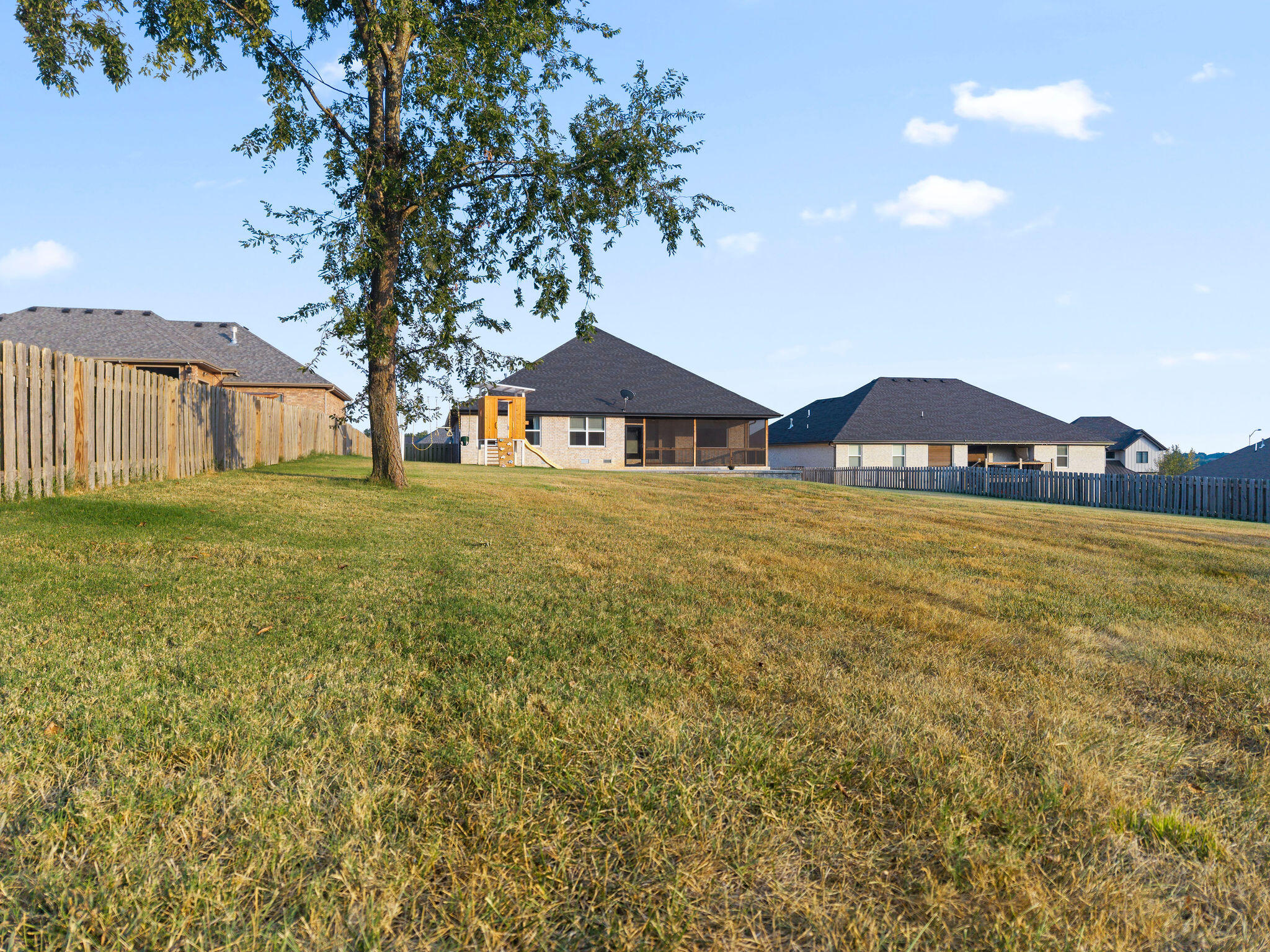 1365 West Gaslight Drive Property Photo 42