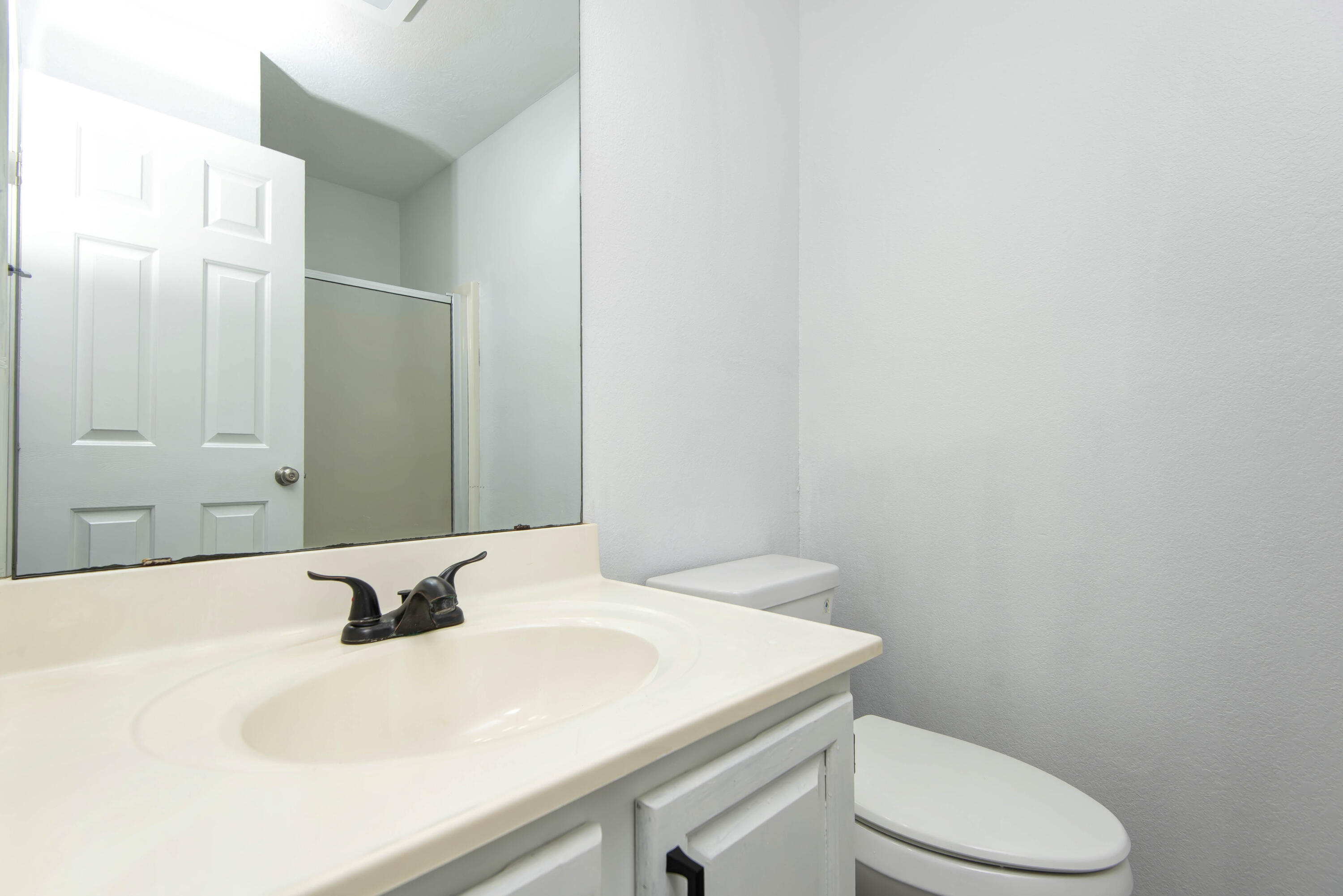 210 East Robin Road Property Photo 13