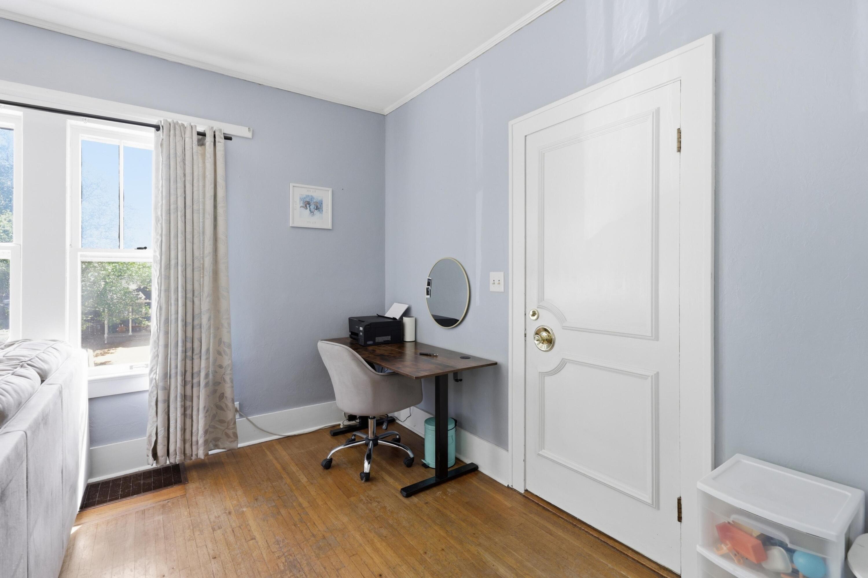 616 North Wall Avenue Property Photo 6