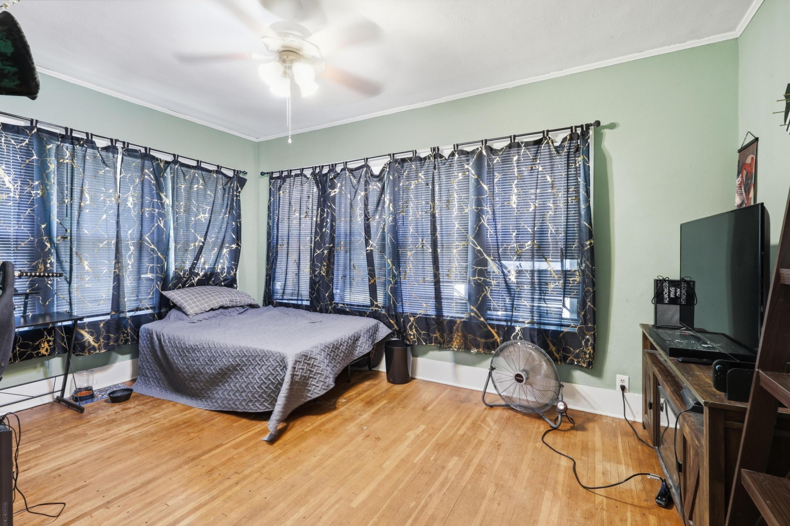 616 North Wall Avenue Property Photo 13