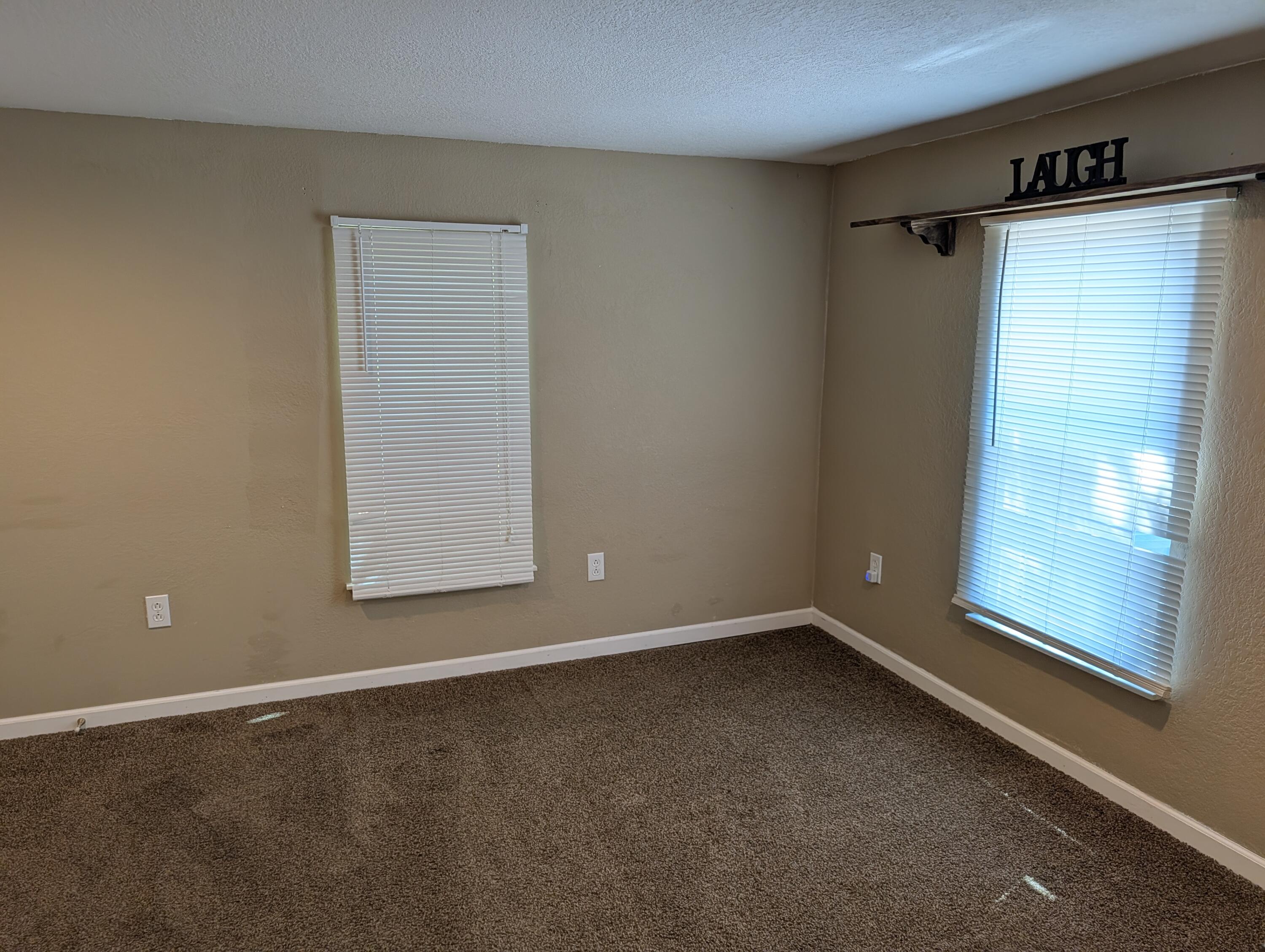 1001 East Chestnut Street Property Photo 6