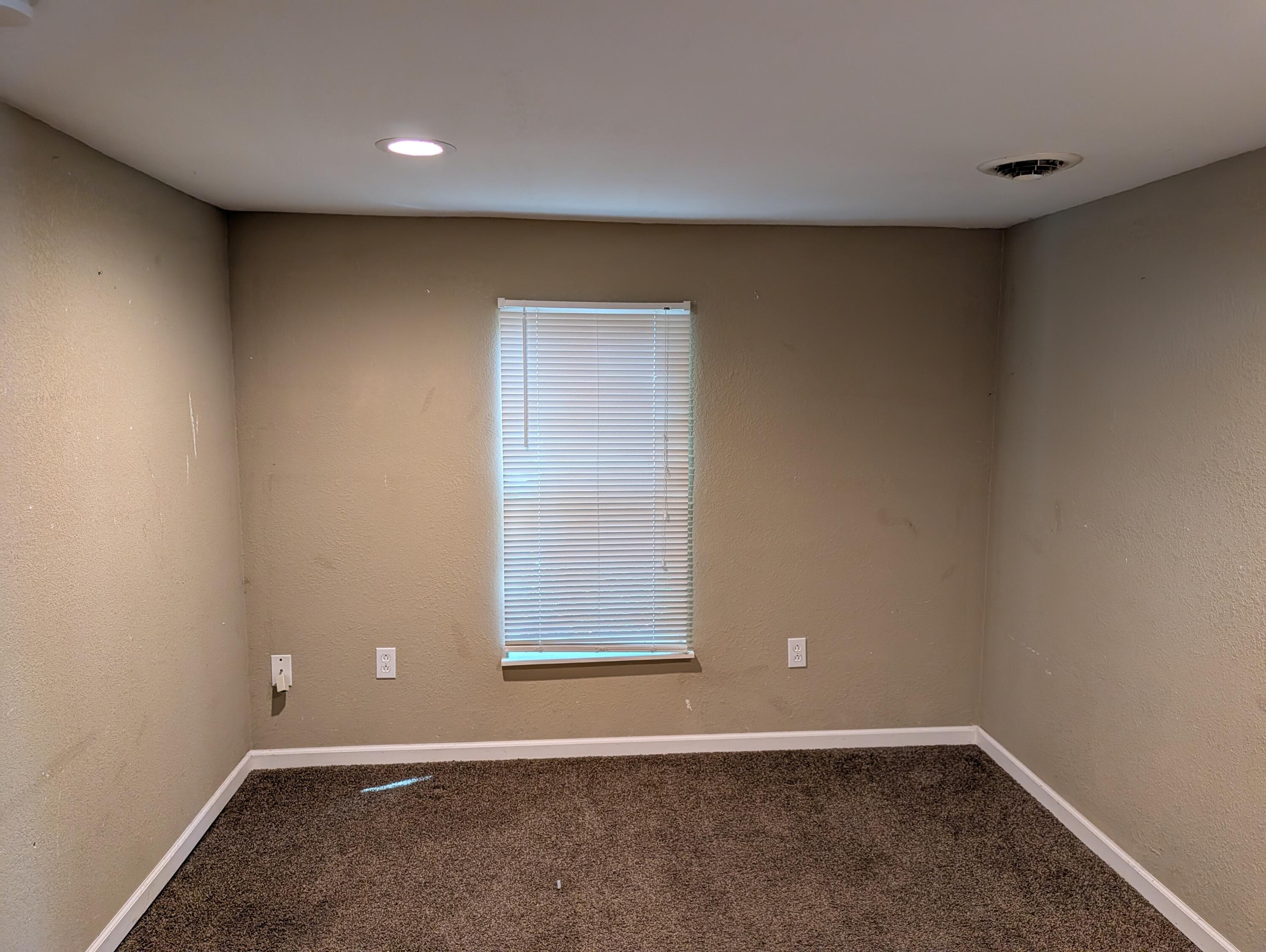 1001 East Chestnut Street Property Photo 8