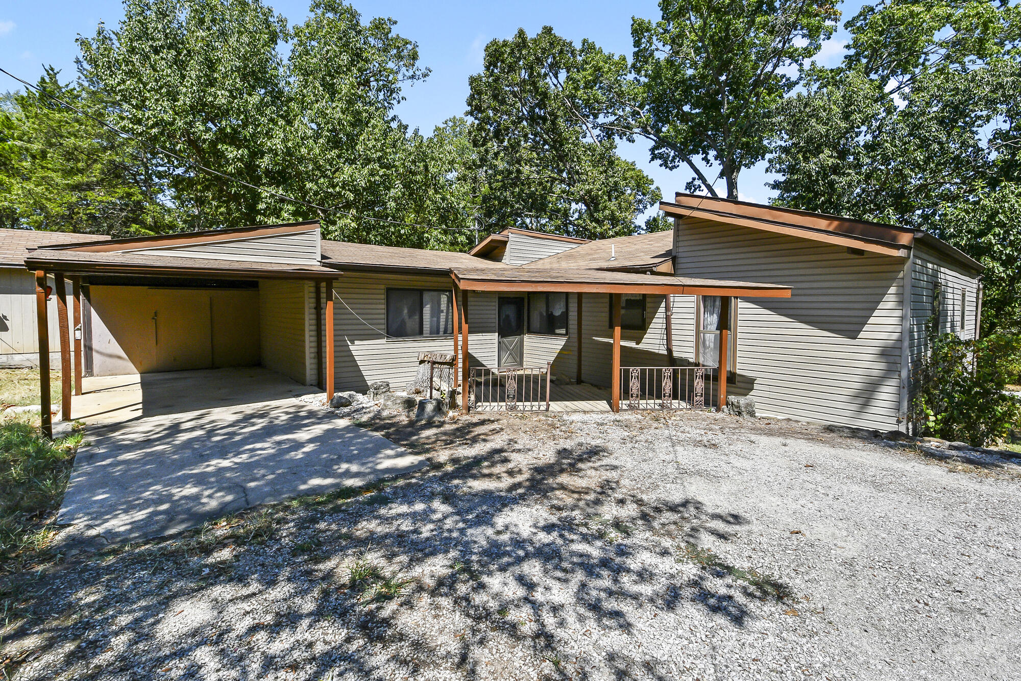 439 Driftwood Lane Property Photo 1