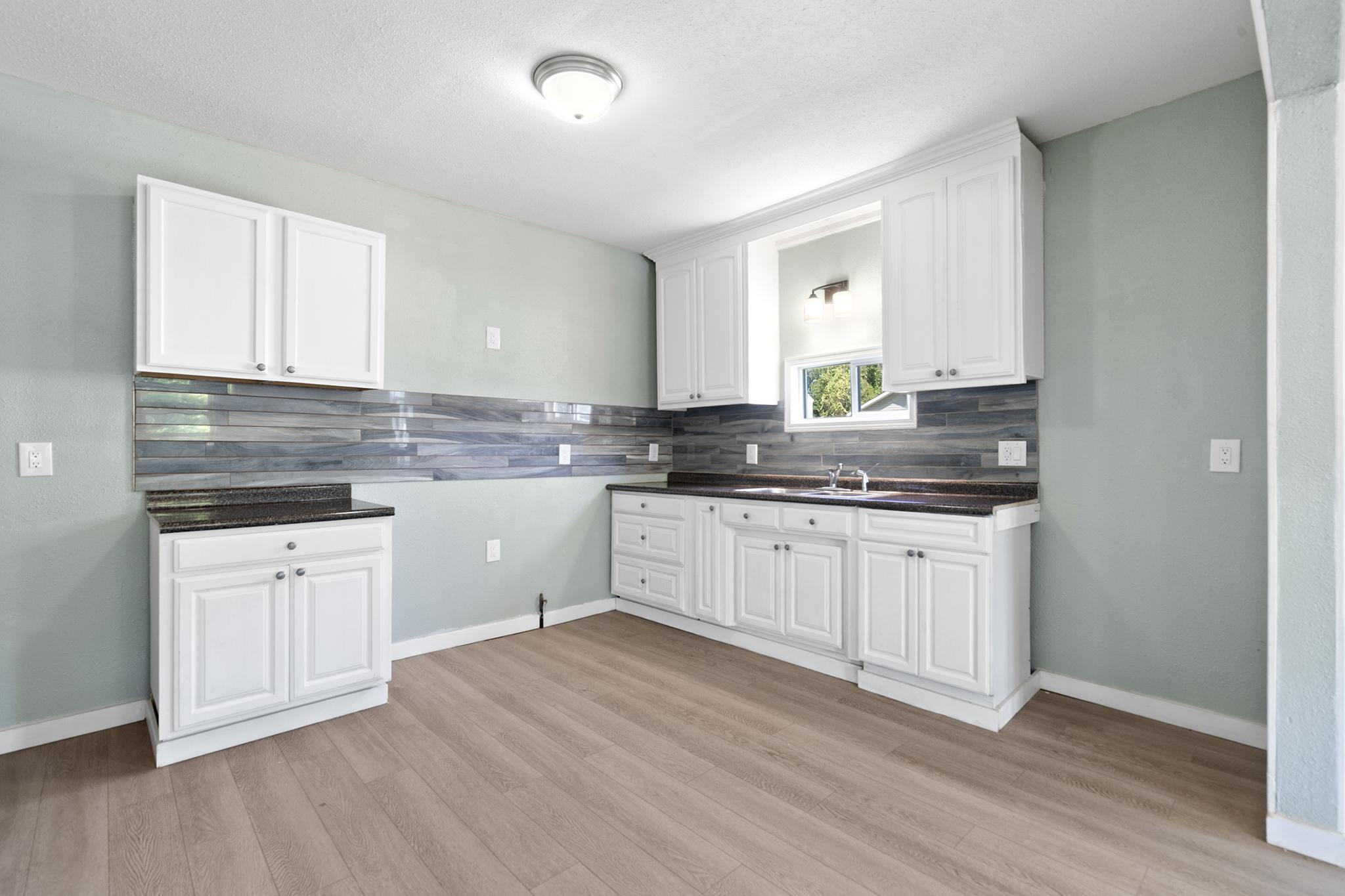1003 South Fulton Street Property Photo 2