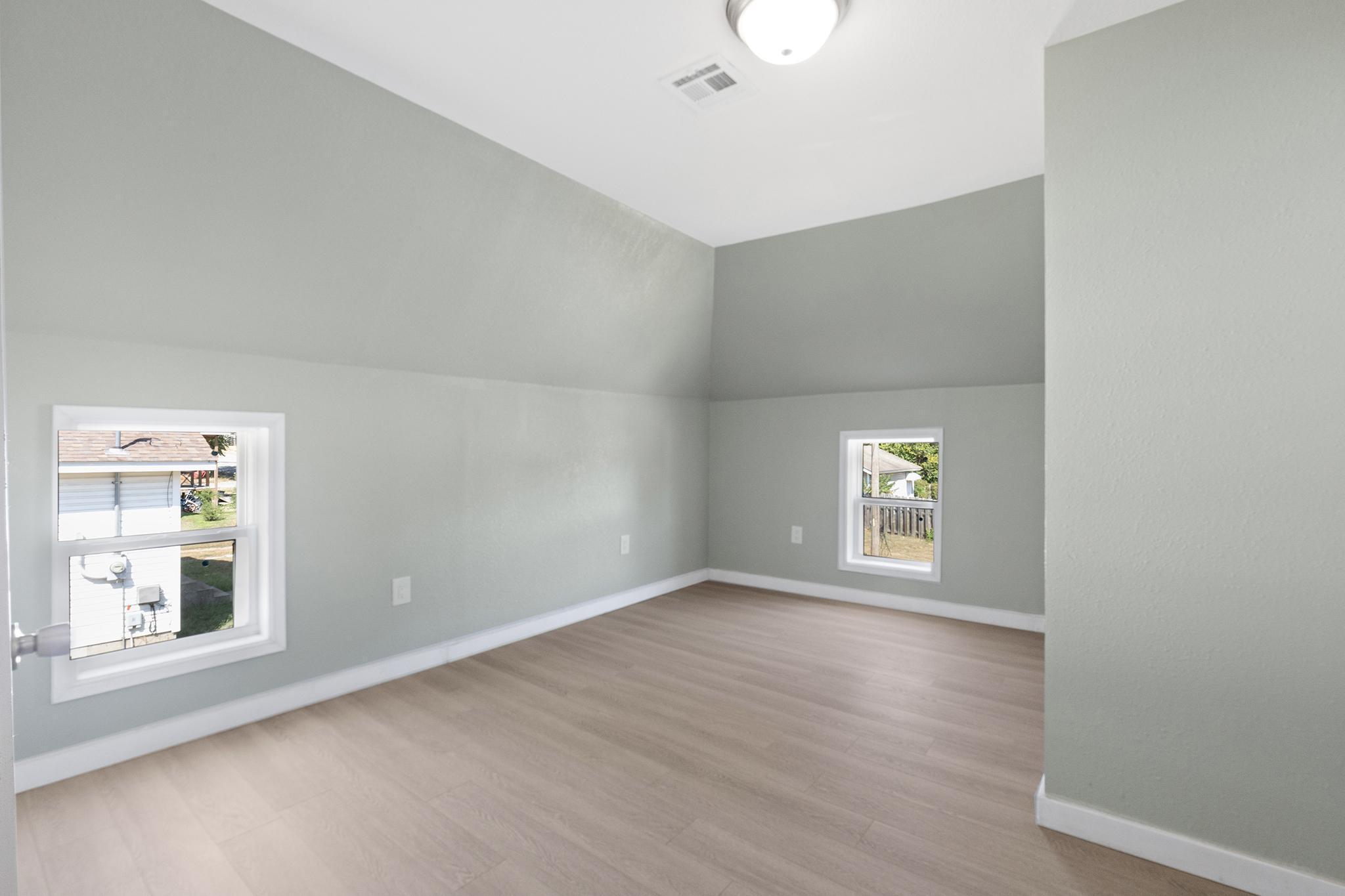 1003 South Fulton Street Property Photo 10