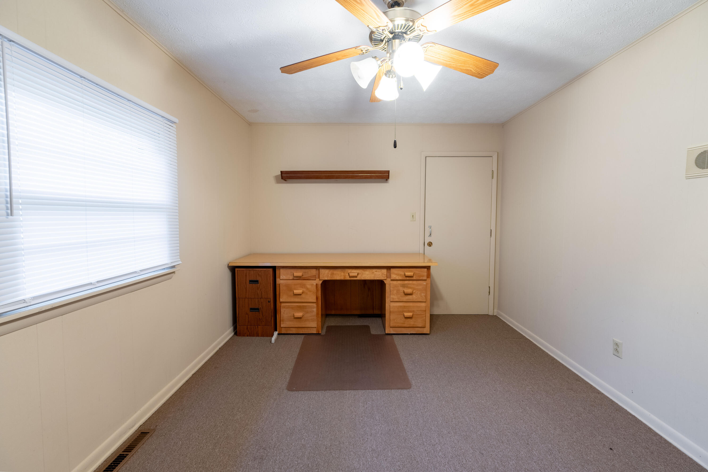 4008 West Grimes Street Property Photo 35