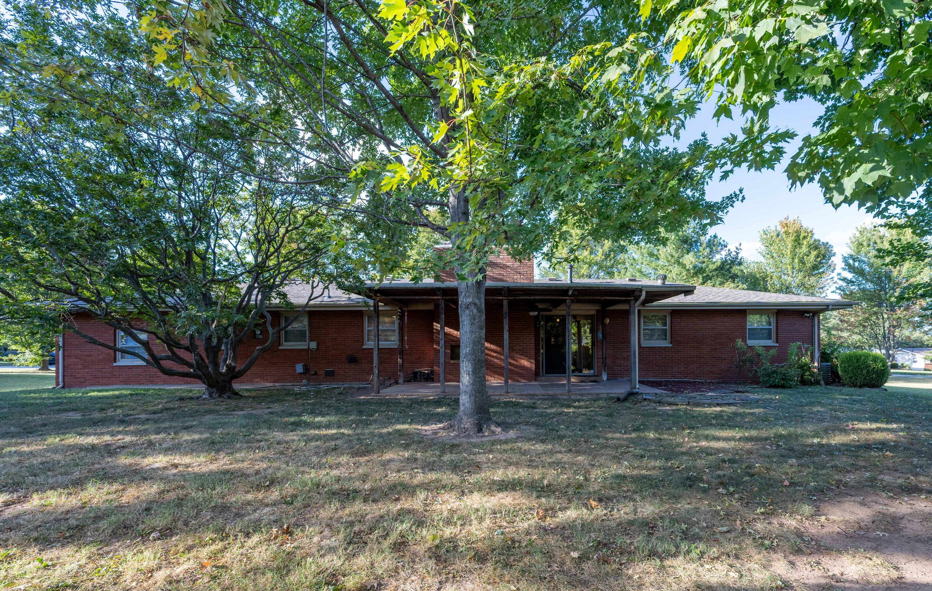 4008 West Grimes Street Property Photo 51