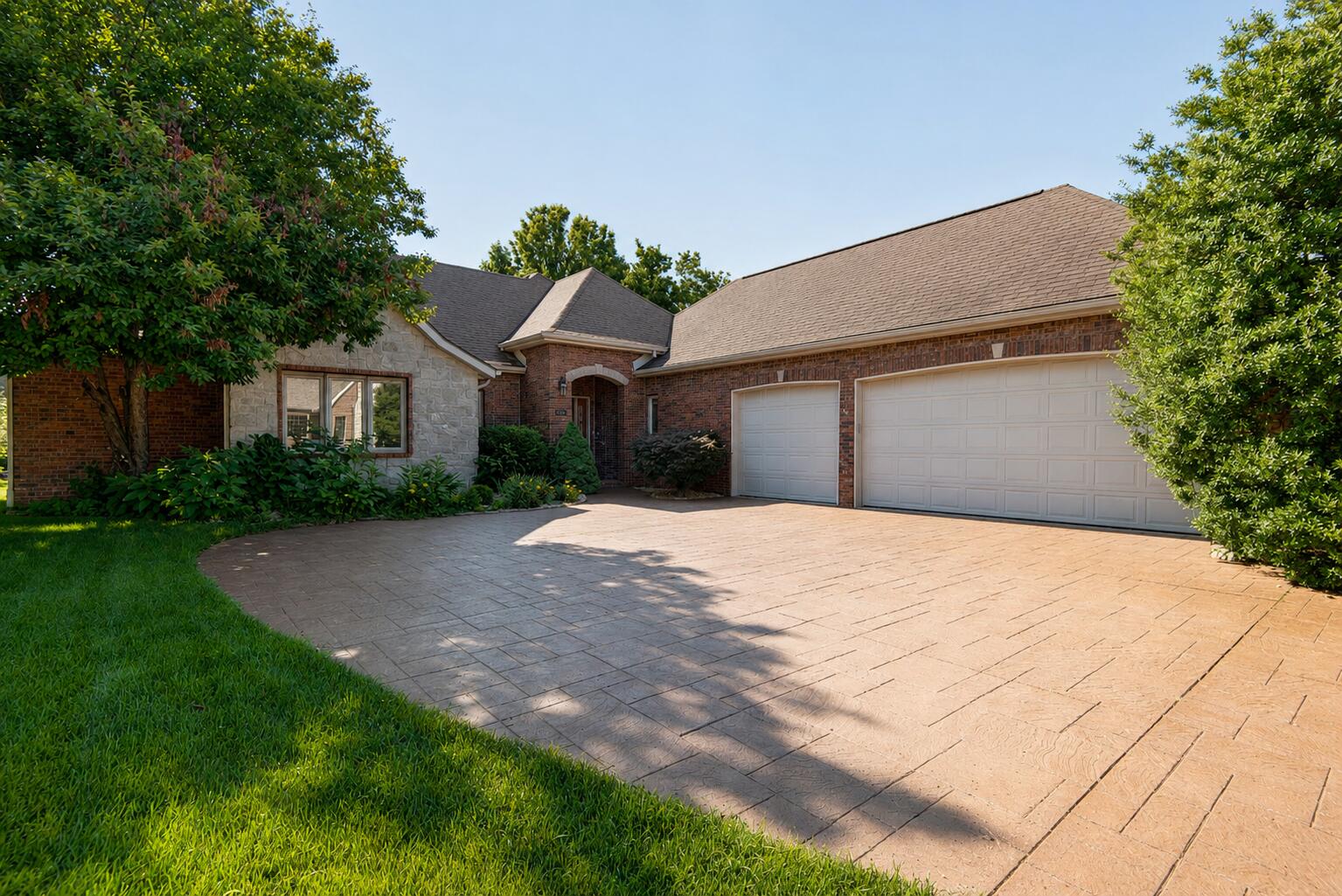 8650 Interlochen Drive Property Photo 1