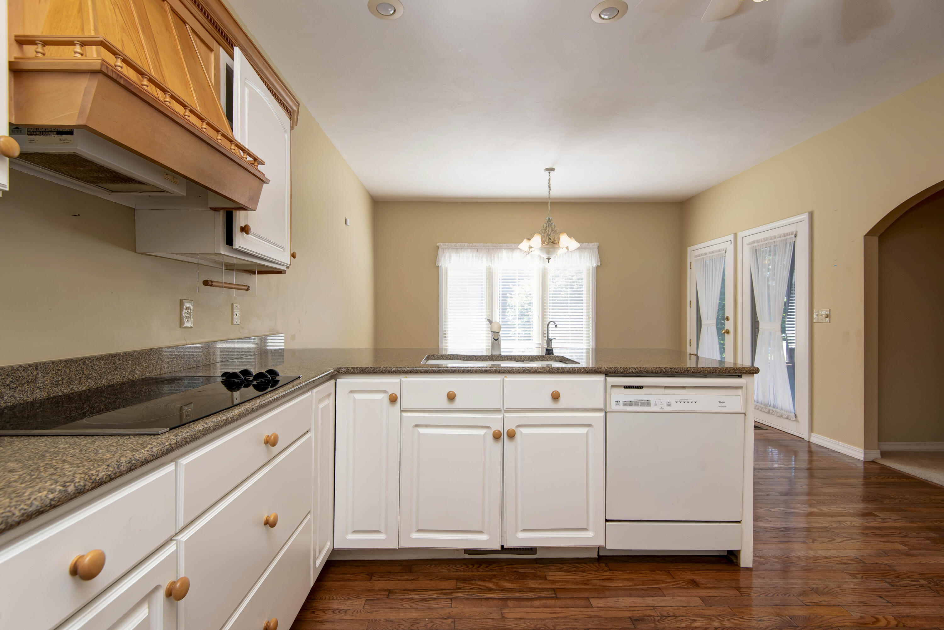 8650 Interlochen Drive Property Photo 13