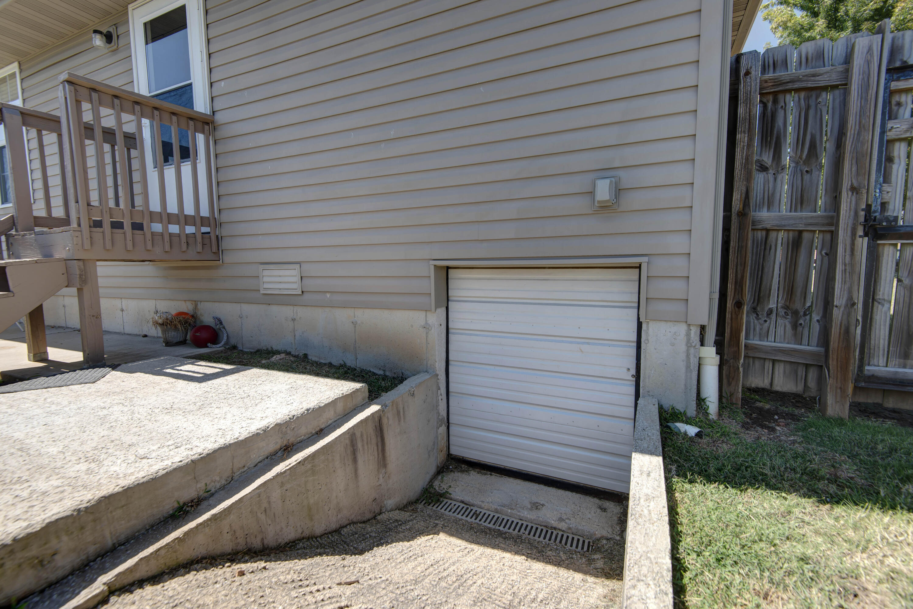 4010 North Mead Drive Property Photo 19