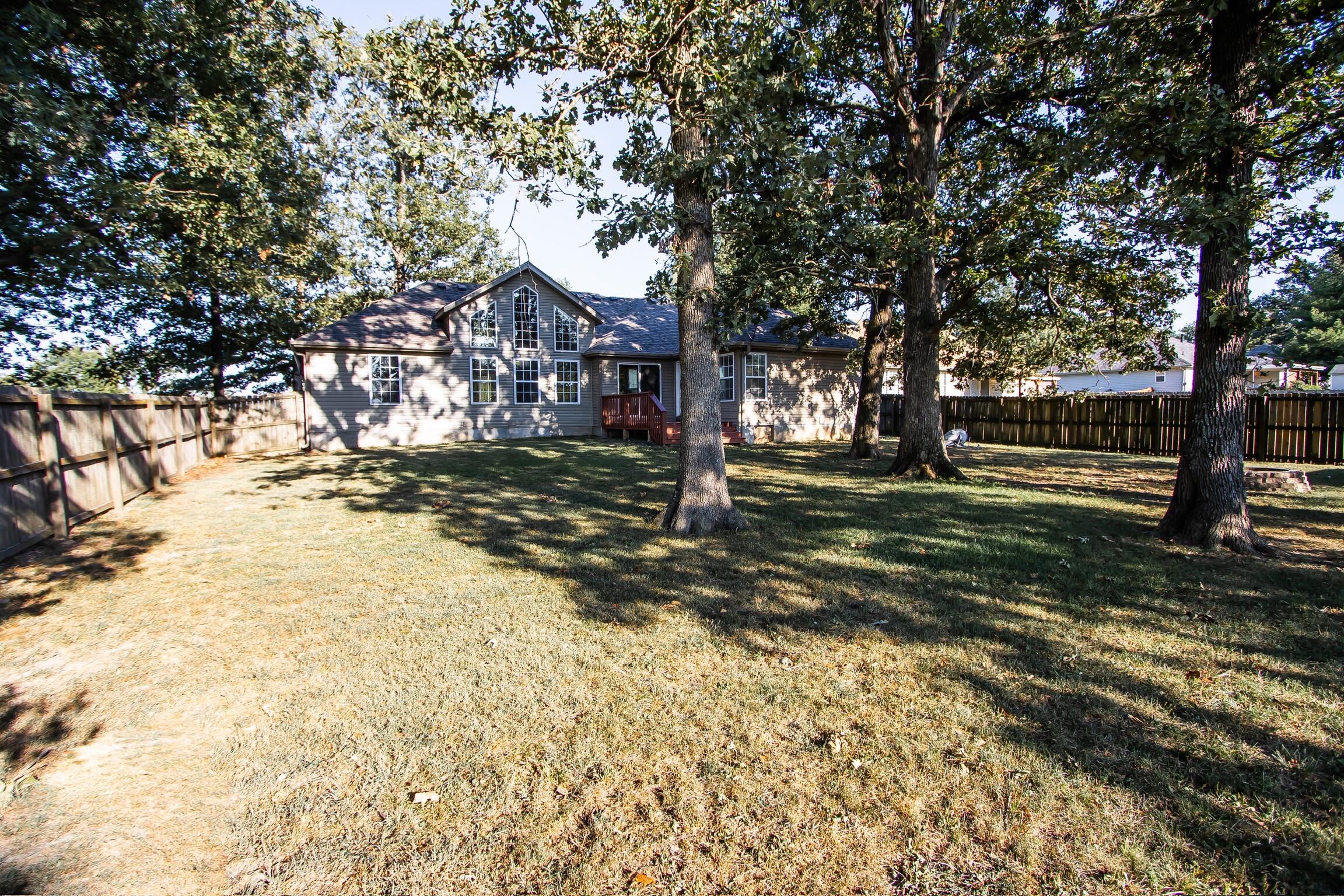 523 South Magen Street Property Photo 8
