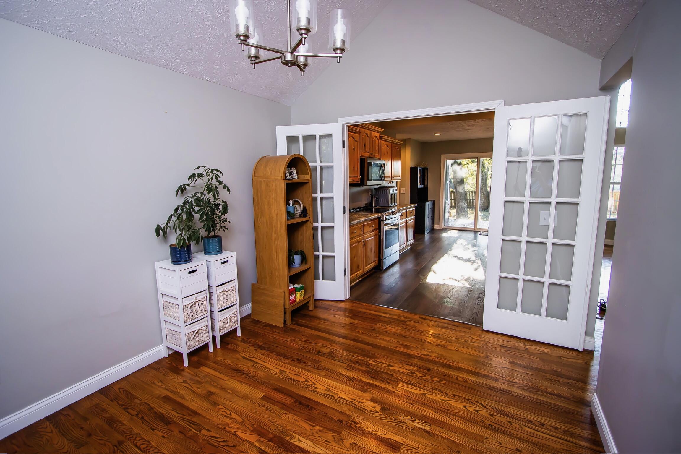 523 South Magen Street Property Photo 19