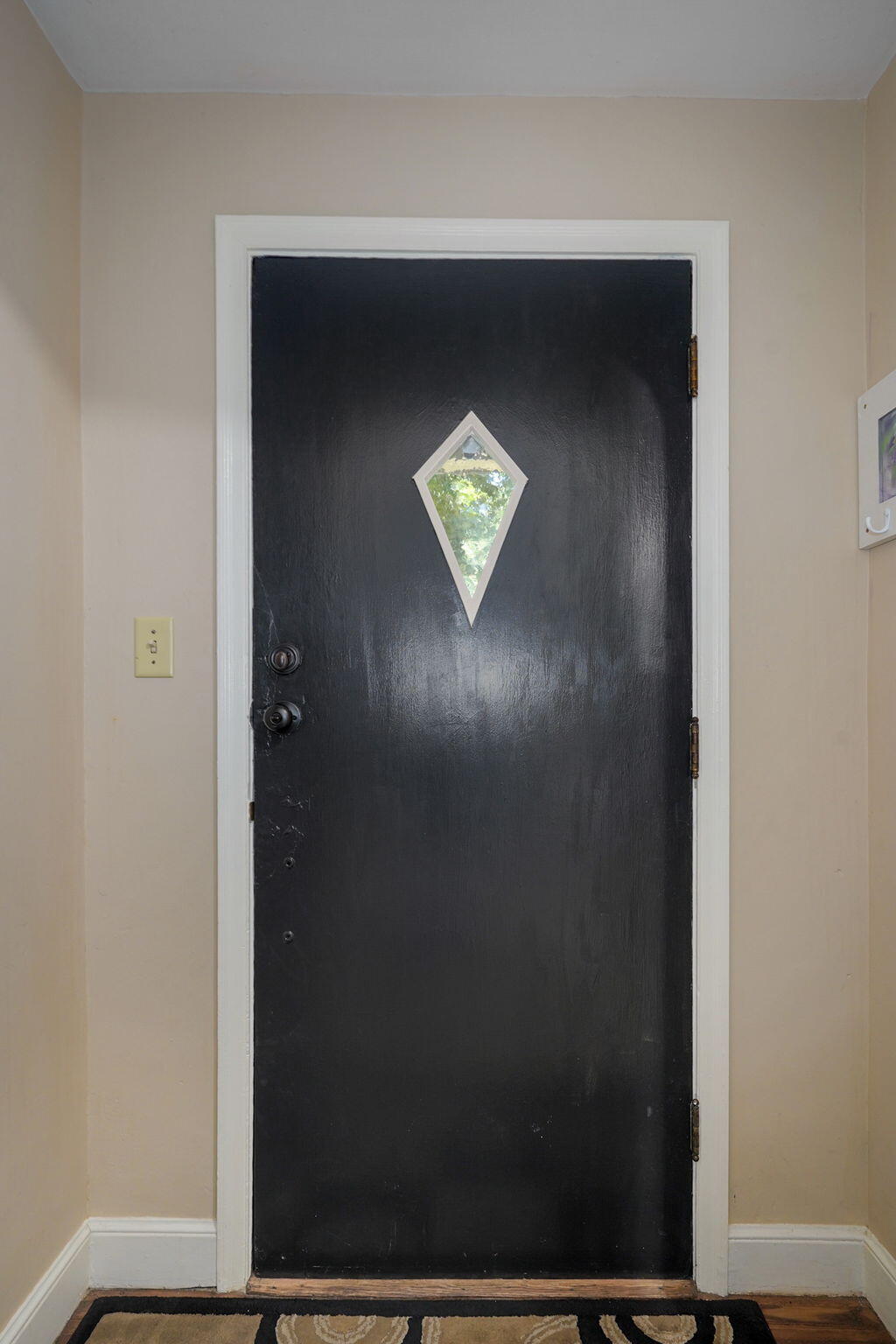 2042 South Holland Avenue Property Photo 7