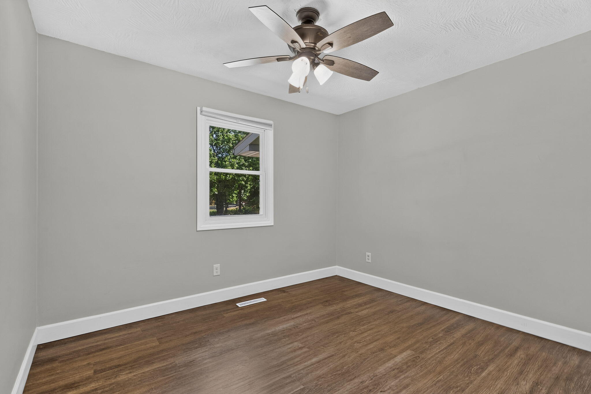 9502 East State Highway Ad Property Photo 21