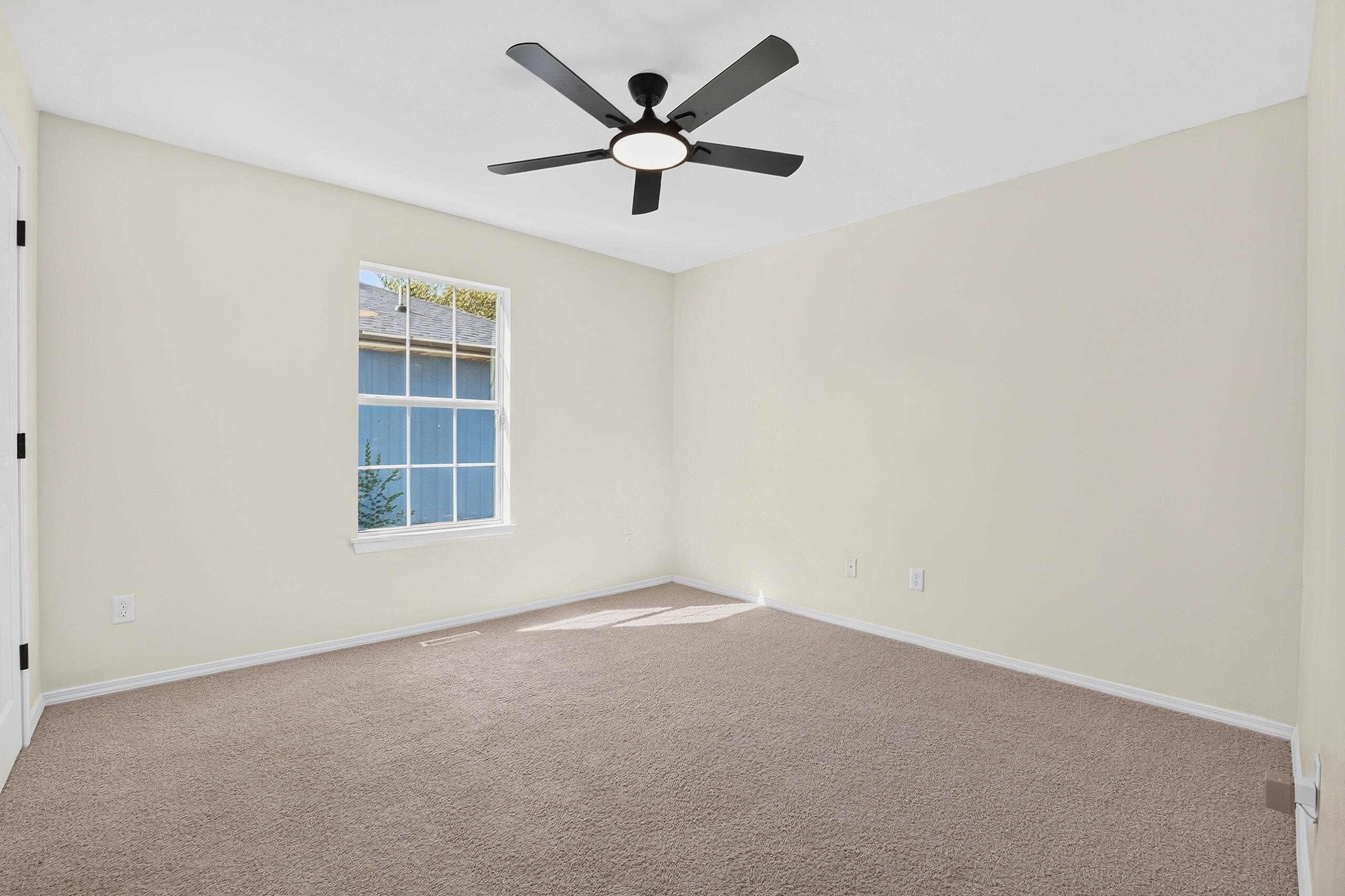 1113 North Clifton Avenue Property Photo 10