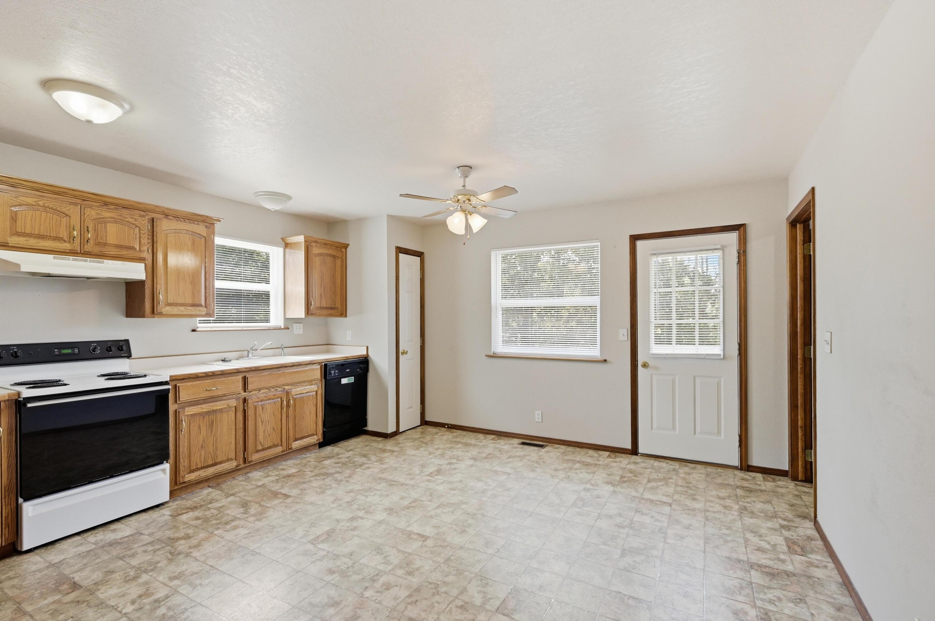 1808 Rachel Drive Property Photo 14