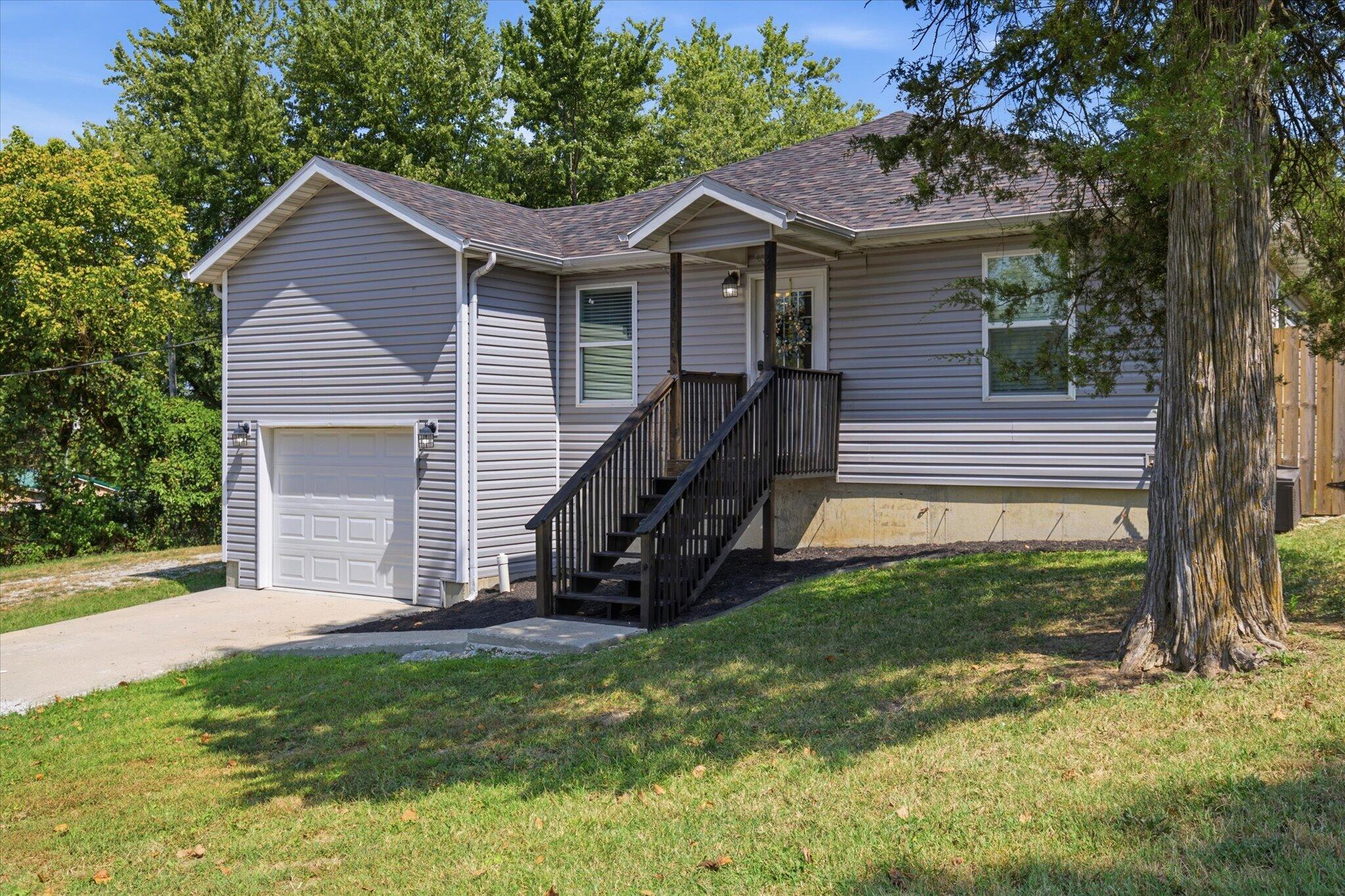 616 East Jordan Street Property Photo 3