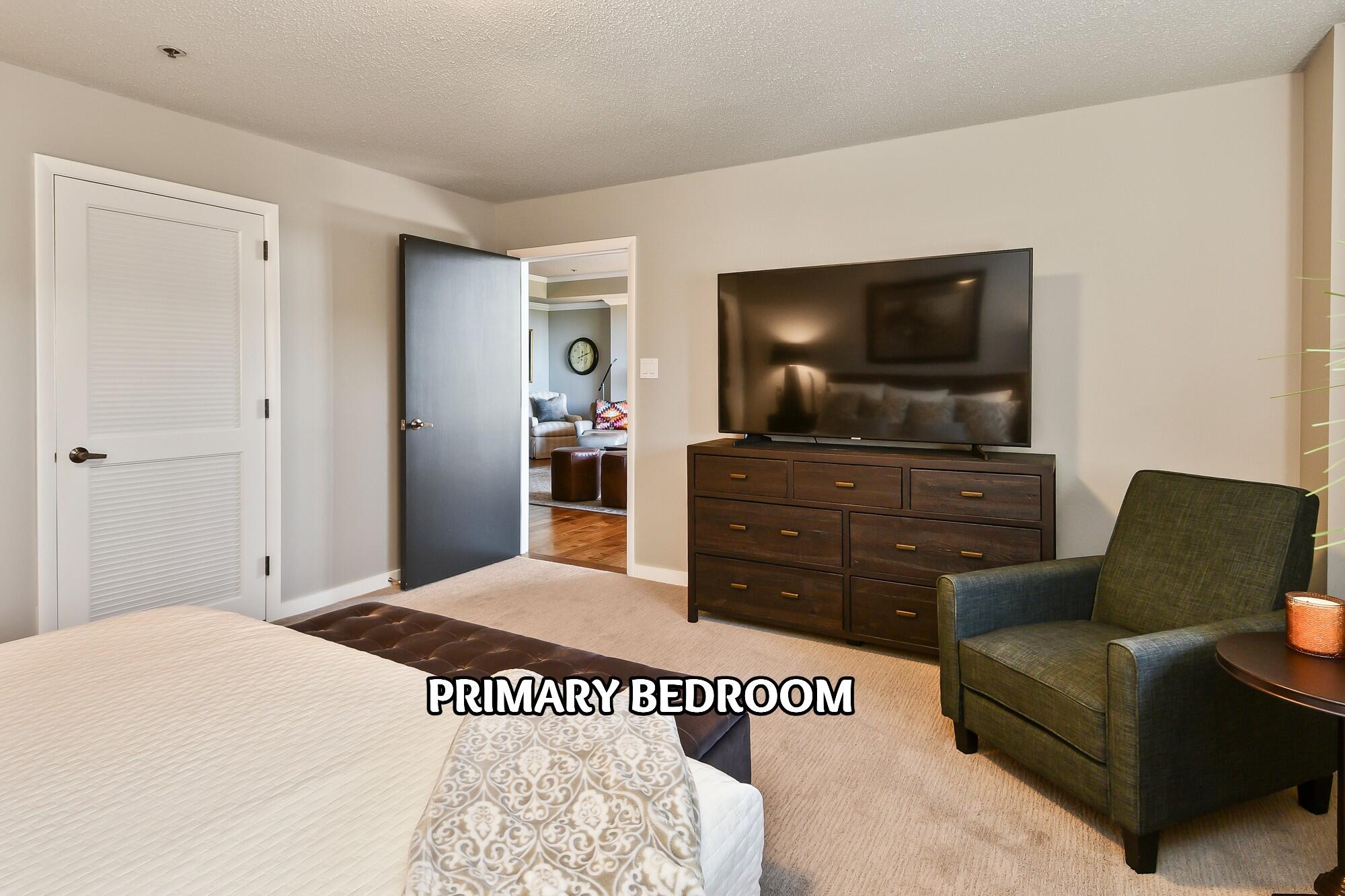 350 South John Q Hammons Parkway 7-b Property Photo 11