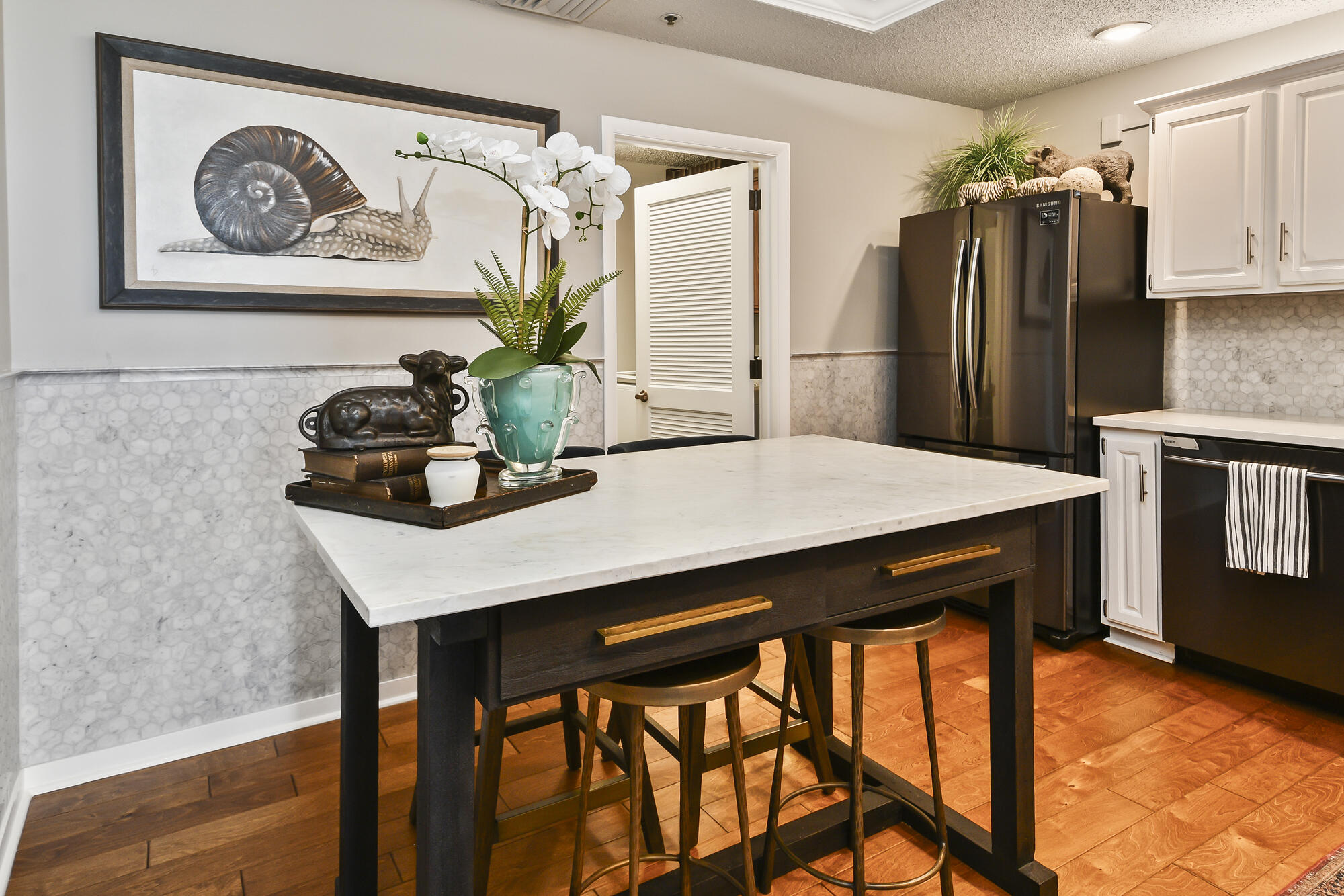 350 South John Q Hammons Parkway 7-b Property Photo 19