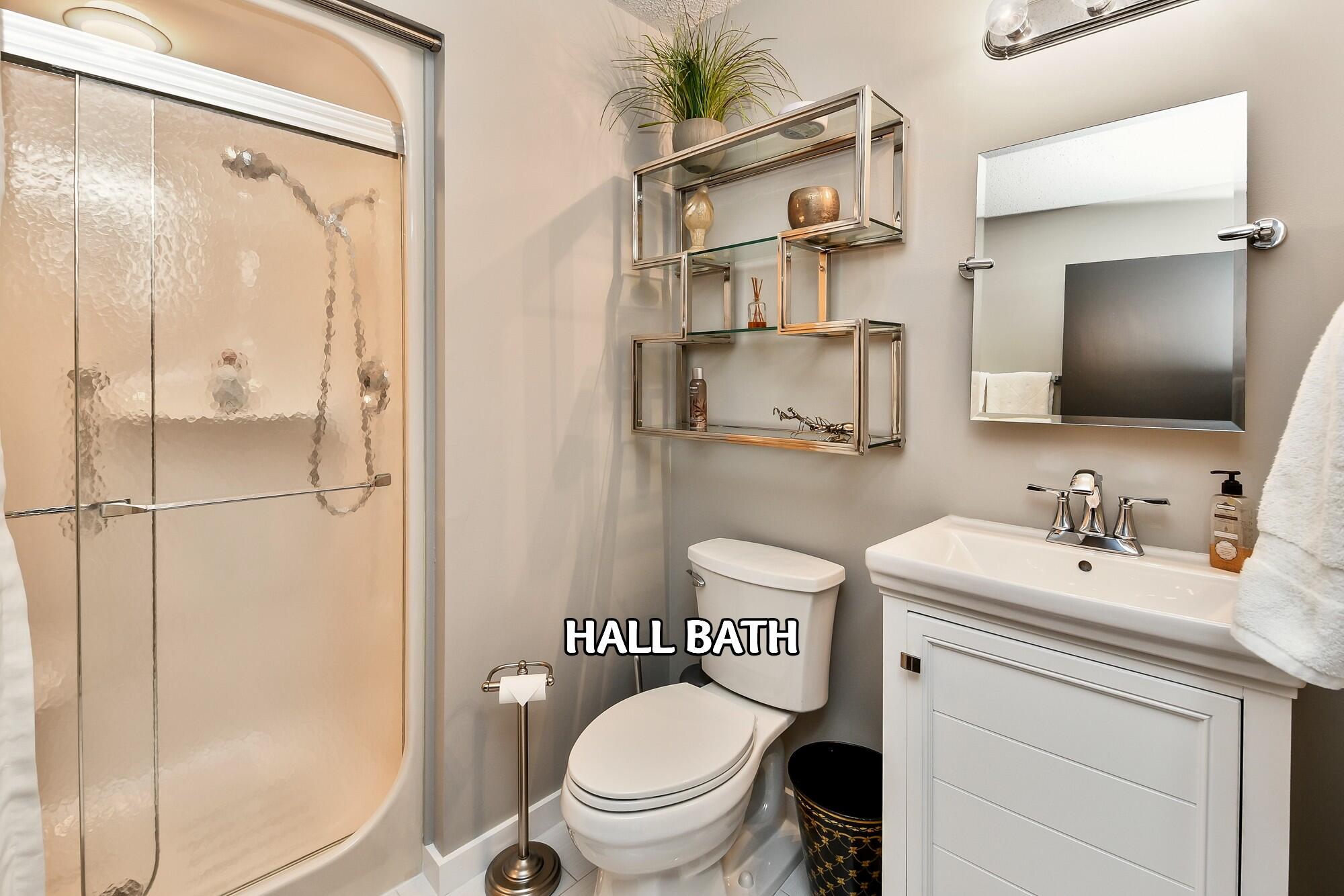 350 South John Q Hammons Parkway 7-b Property Photo 24