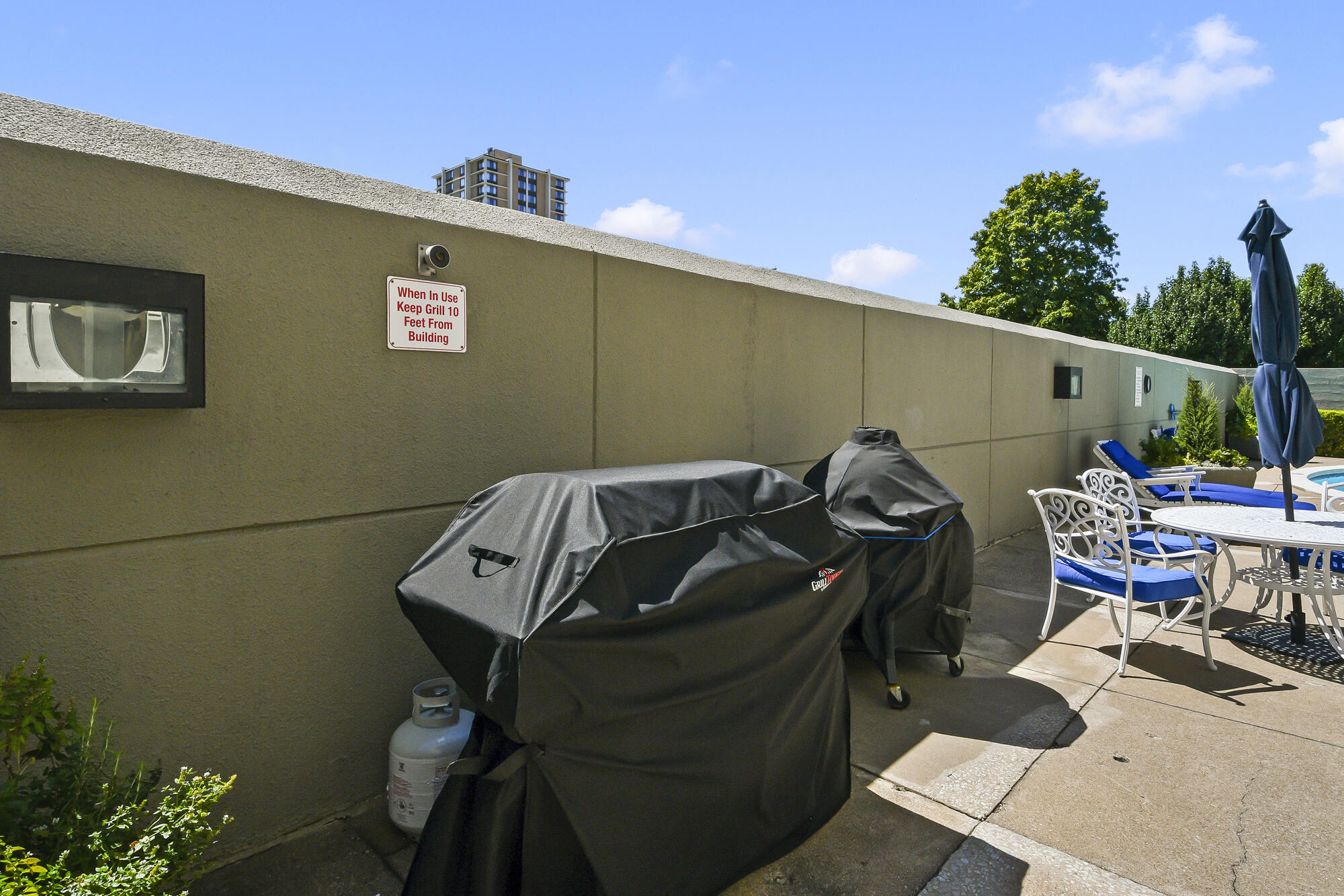 350 South John Q Hammons Parkway 7-b Property Photo 37