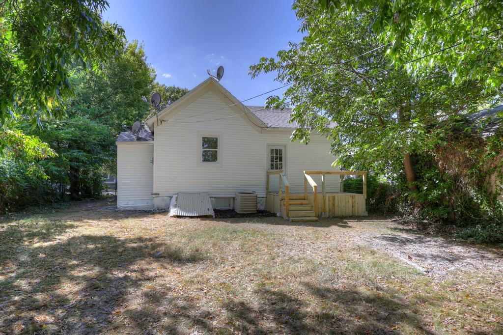 2017 South Pearl Avenue Property Photo 4