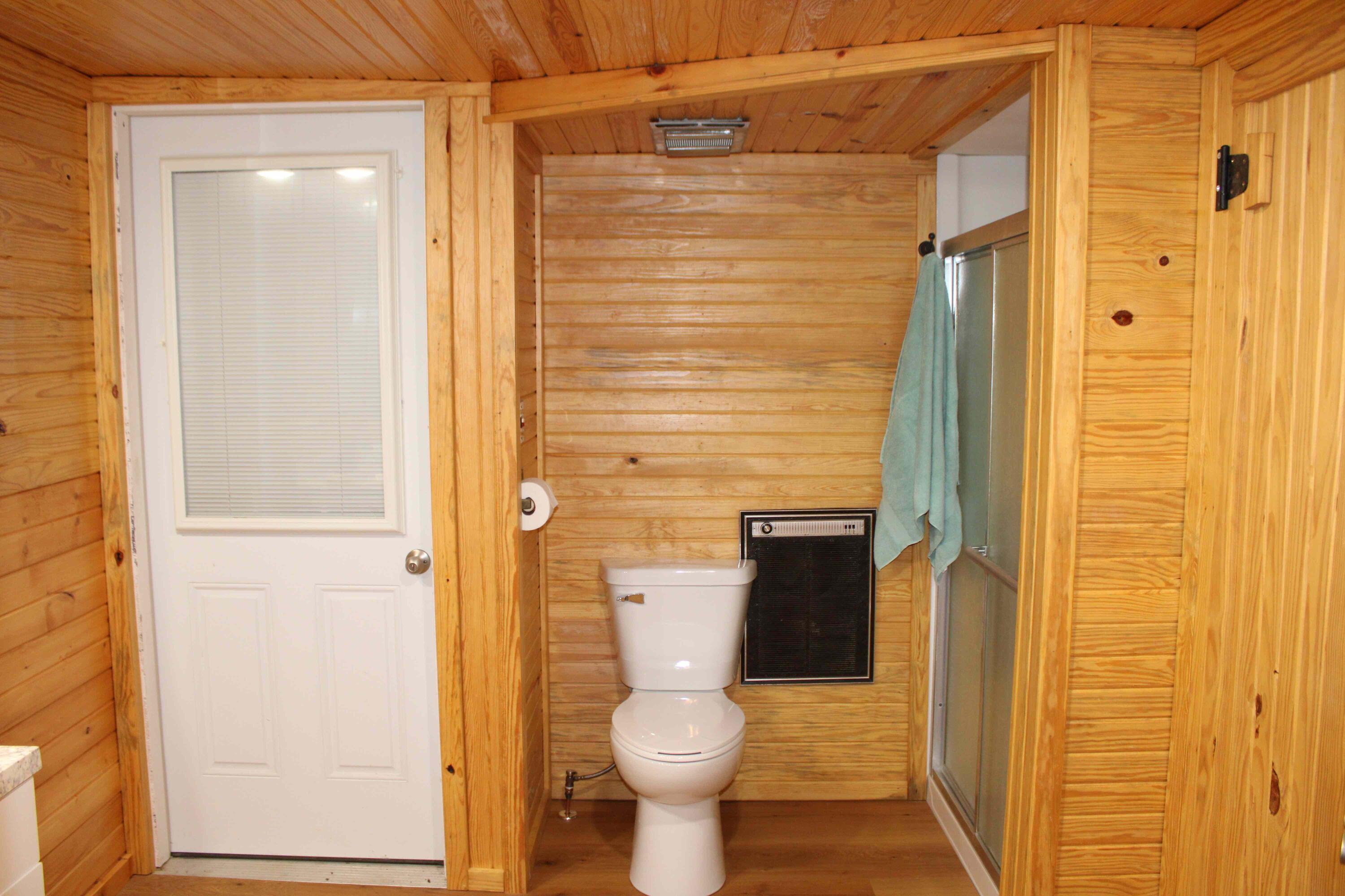 21865 Lake Road M-12 Property Photo 9