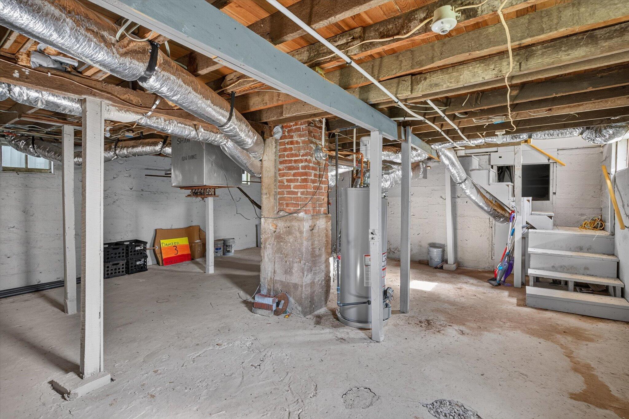 1726 West Walnut Street Property Photo 20