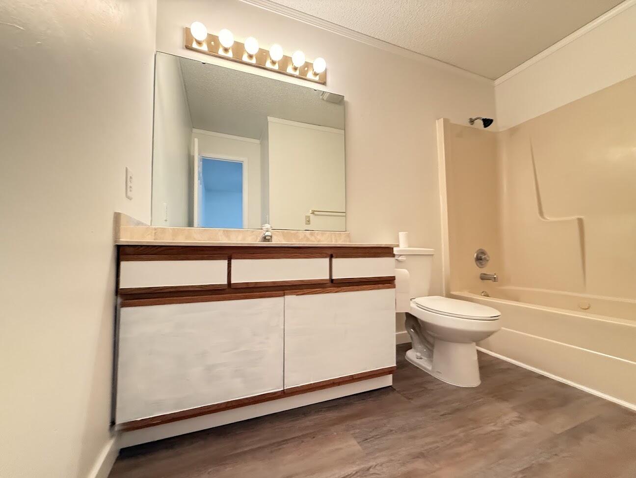 152 Turnberry Drive 6 Property Photo 9