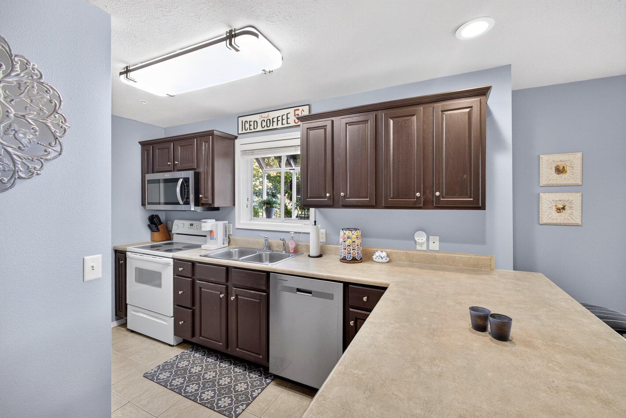 11 Par Lane Apt 3 Property Photo 4