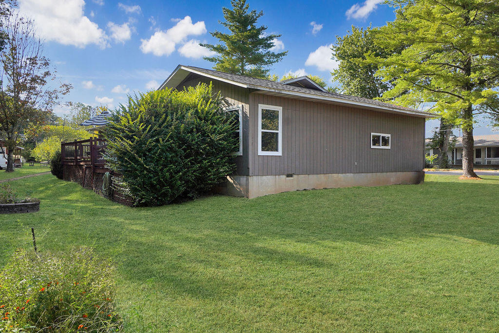 1348 Hickory Hills Drive Property Photo 6