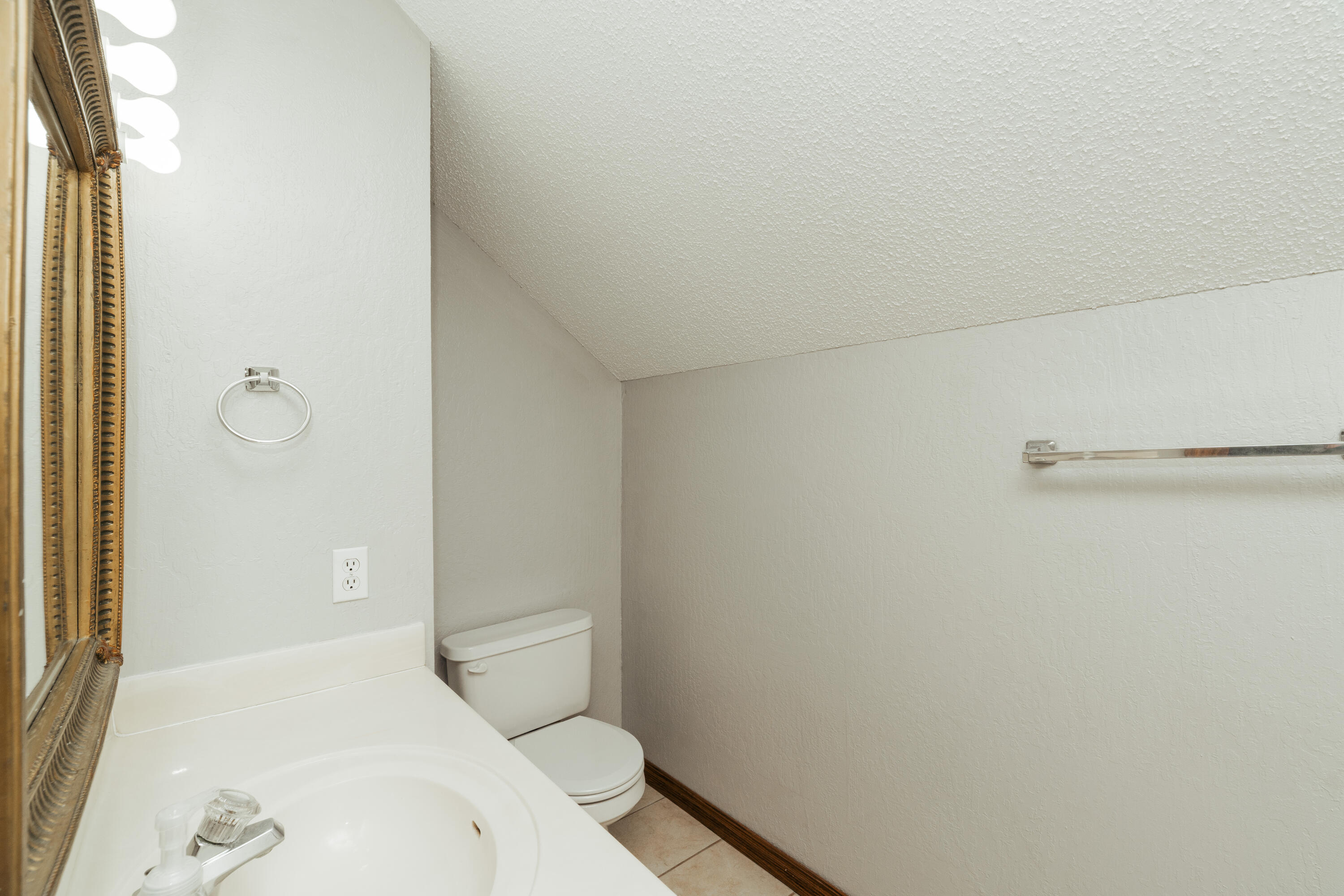 4207 South Cheyenne Lane Property Photo 100