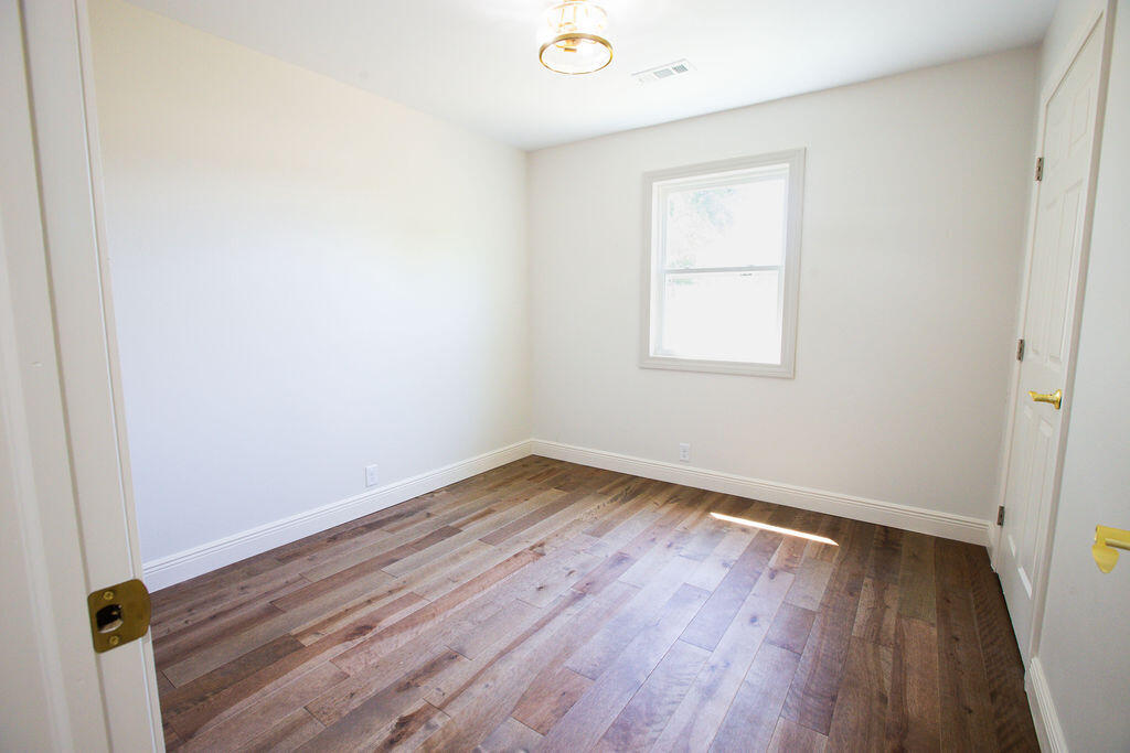 19307 Norway Road Property Photo 26