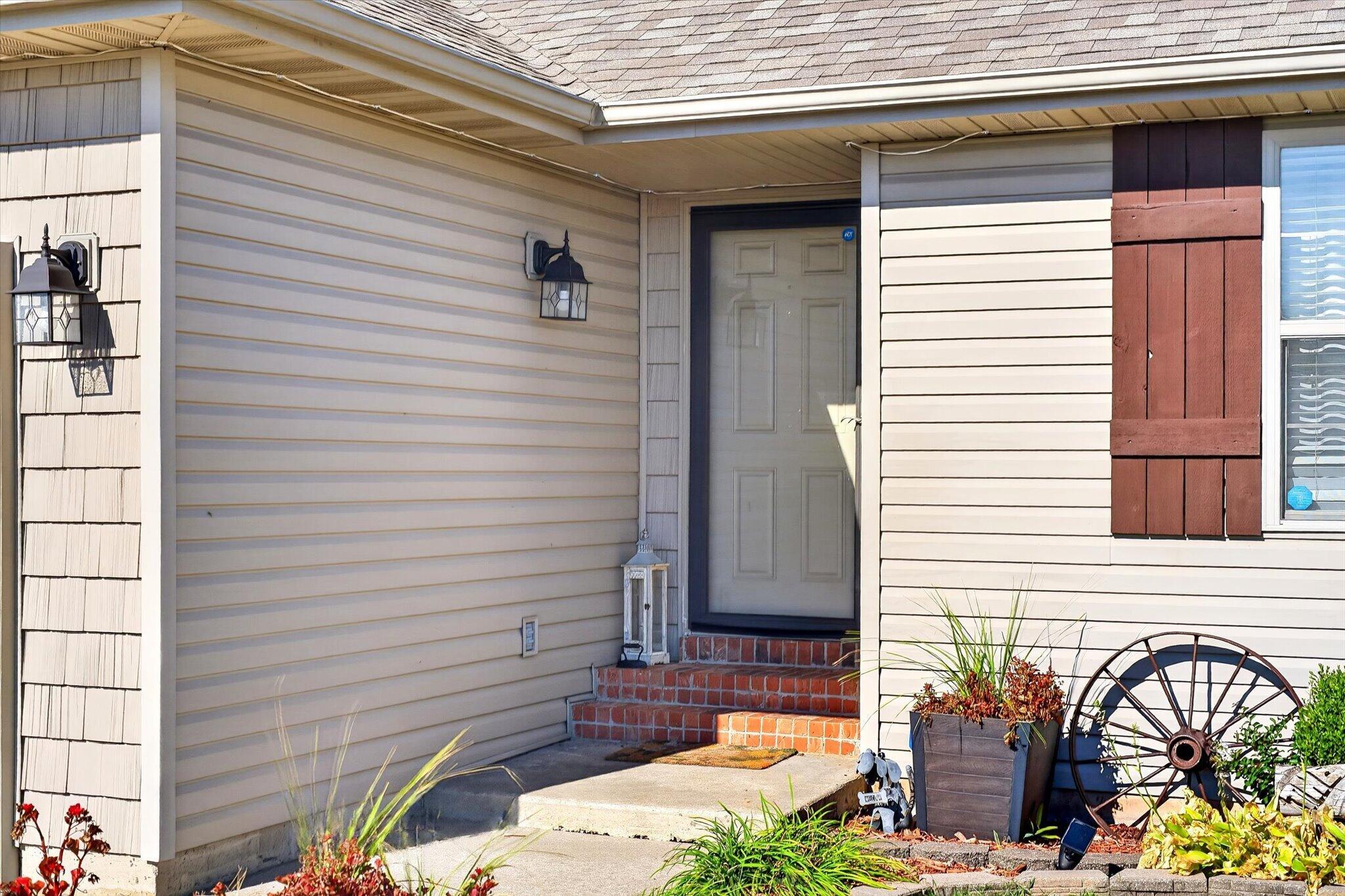 16268 Lawrence 1242 Property Photo 5