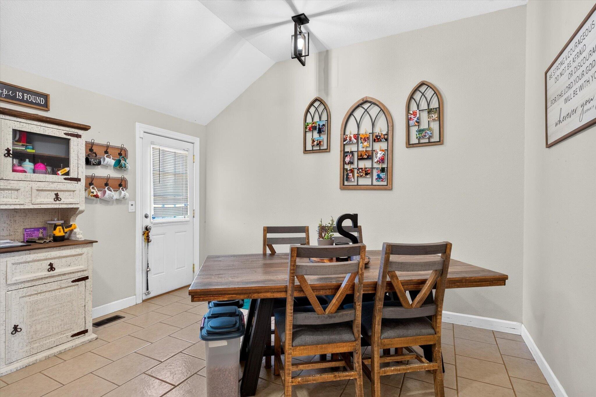 16268 Lawrence 1242 Property Photo 14