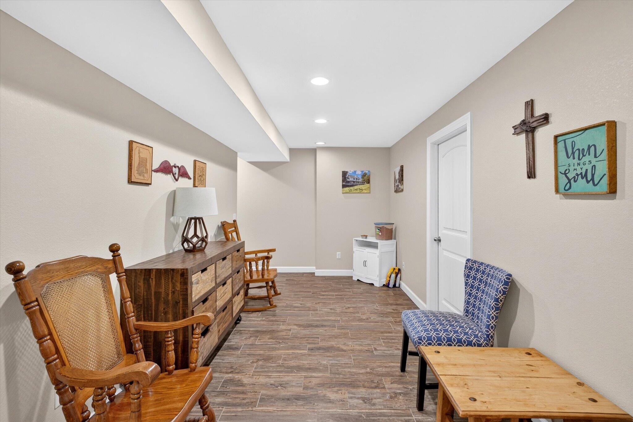 16268 Lawrence 1242 Property Photo 23